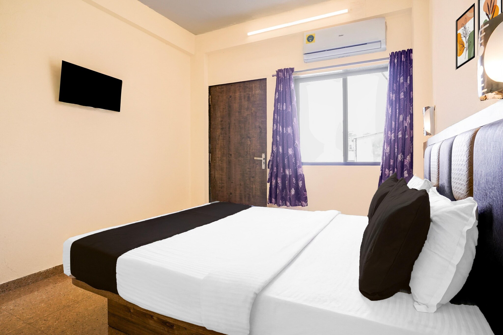 Comfortable Accommodations: Hotel O Main Market Mahabaleshwar in Mahabaleshwar offers family rooms with air-conditioning, private bathrooms, work desks, and seating areas. Each room includes free toiletries, a bath or shower, TV, and tiled floors.
Essential Facilities: Guests enjoy free WiFi, a 24-hour front desk, daily housekeeping service, room service, and luggage storage. The hotel provides a welcoming environment with English-speaking reception staff.
Local Attractions: Venna Lake is 2 km away, while Bombay Point lies 3.2 km from the property. Mahabaleshwar Temple and Lingmala Falls are 6 km distant, while Elphinstone Point is 10 km away. Pune International Airport is 126 km from the hotel.
1.Unmarried couples are warmly welcome at this property.
2. Guests with local ID proof are warmly welcome.
3.Foreign guests are welcome and allowed to stay at this property without any restrictions
4.Early Check-In Policy: A full day’s room rate will be charged for check-ins before 6:00 AM. Complimentary early check-in is available between 6:00 AM and 10:00 AM, subject to room availability.
5.Check-in is only available to guests aged 18 and above. Please provide a government-issued ID to confirm your age.
