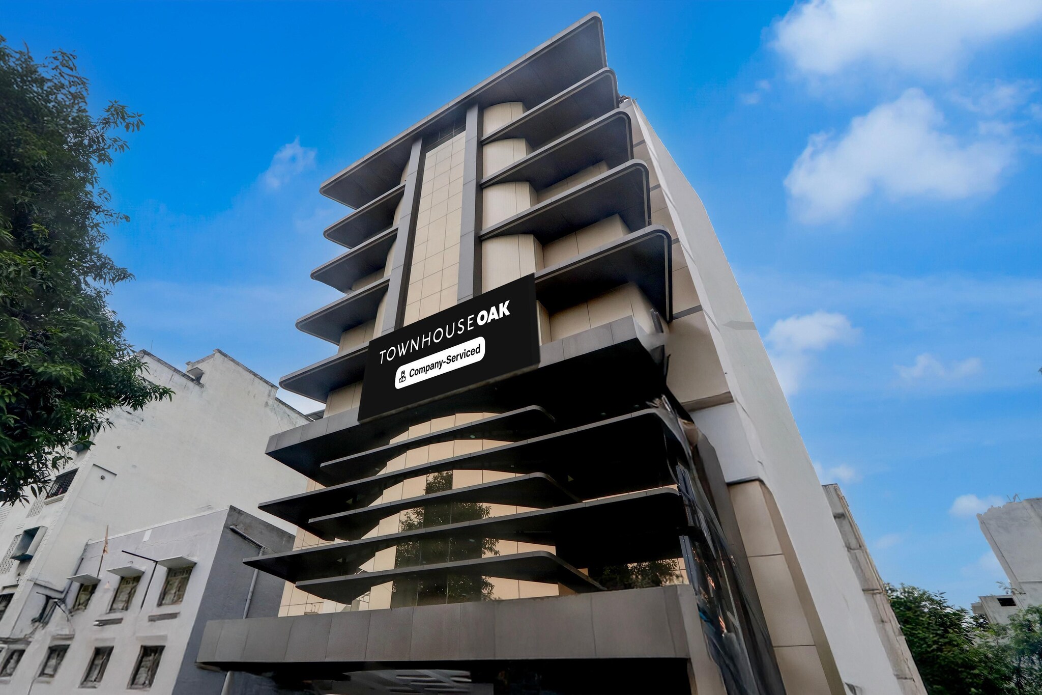 Super Townhouse Oak Ramdaspeth Downtown