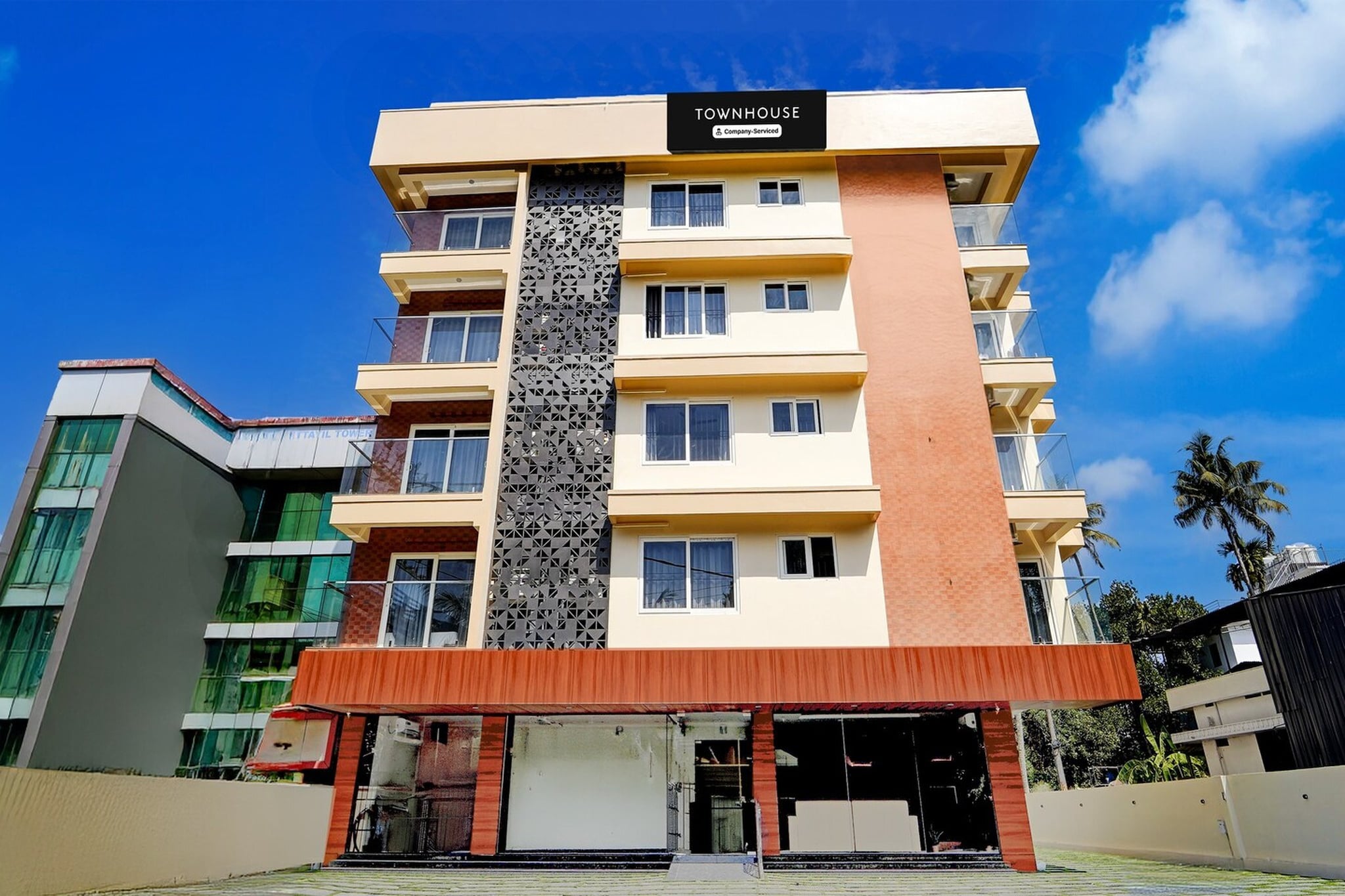 Super Townhouse Oak Cochin
