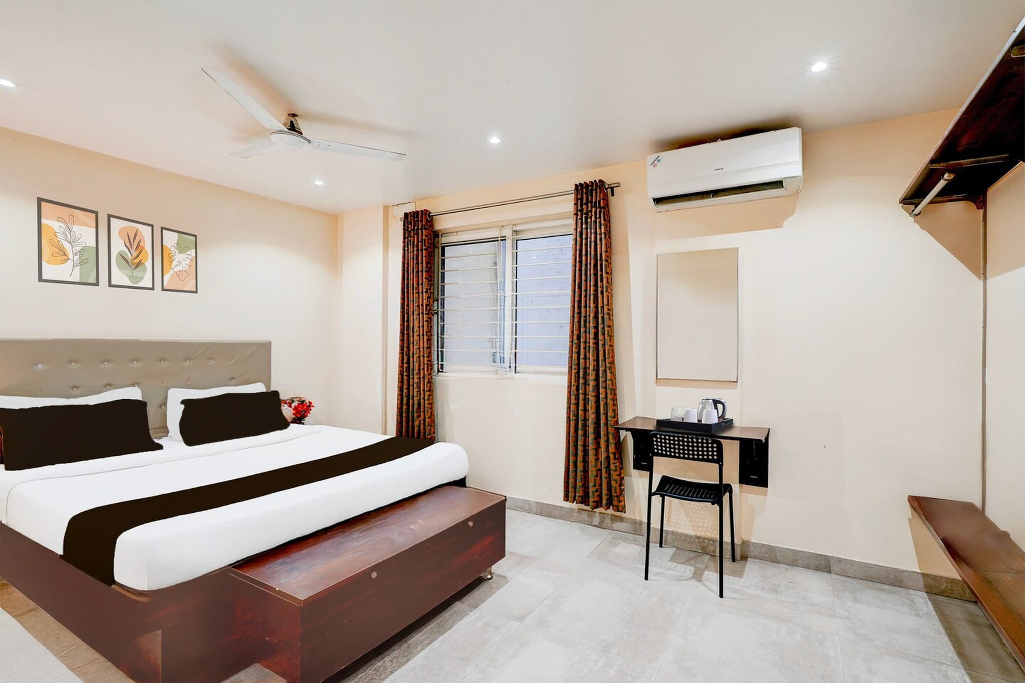 Single Room Super Hotel O Koramangala