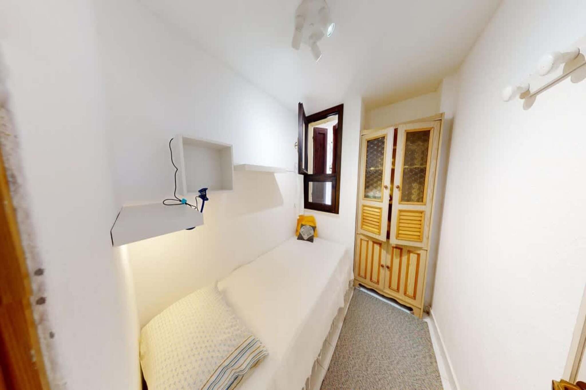 2792 - Bedroom