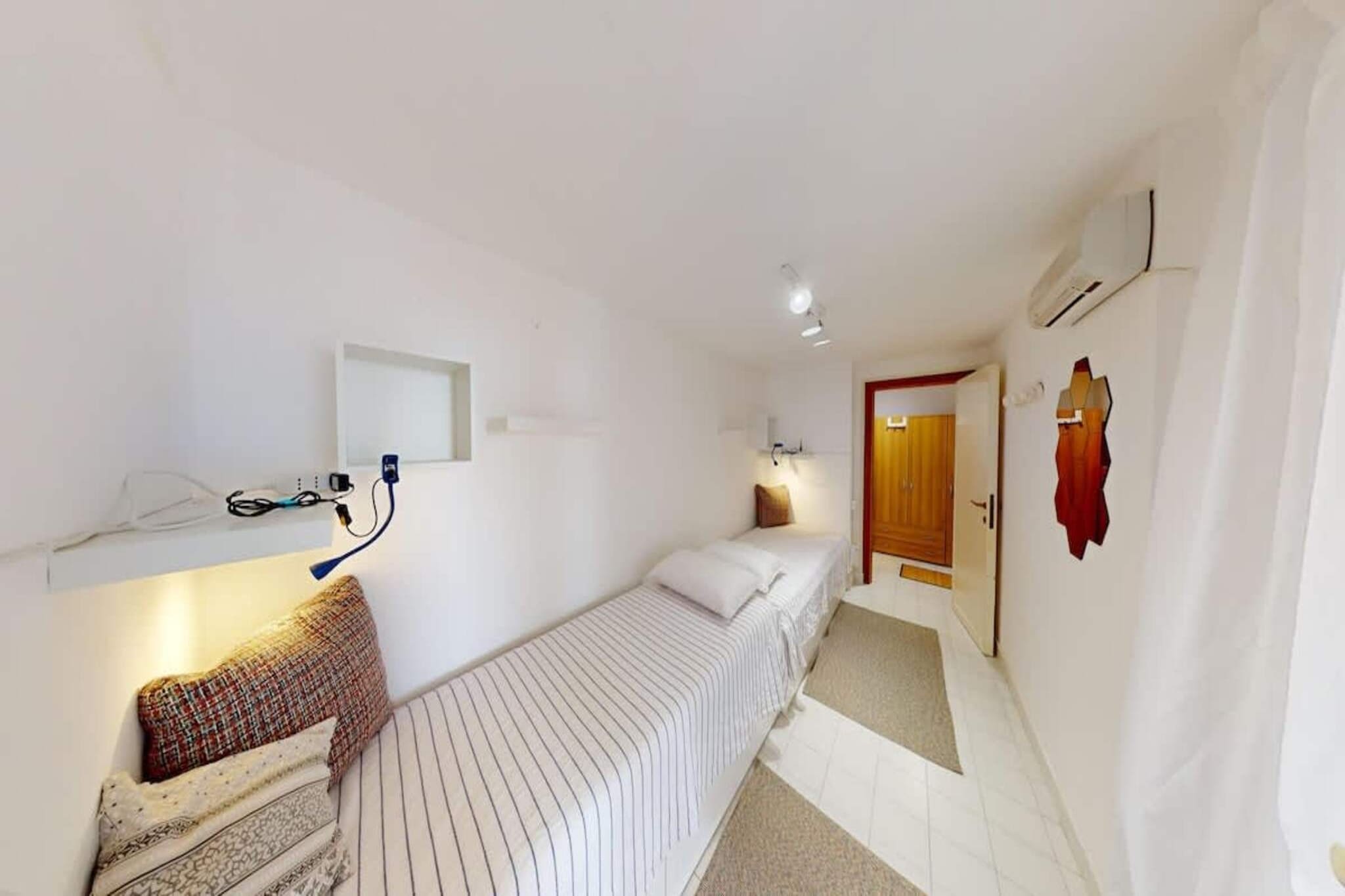 2792 - Bedroom