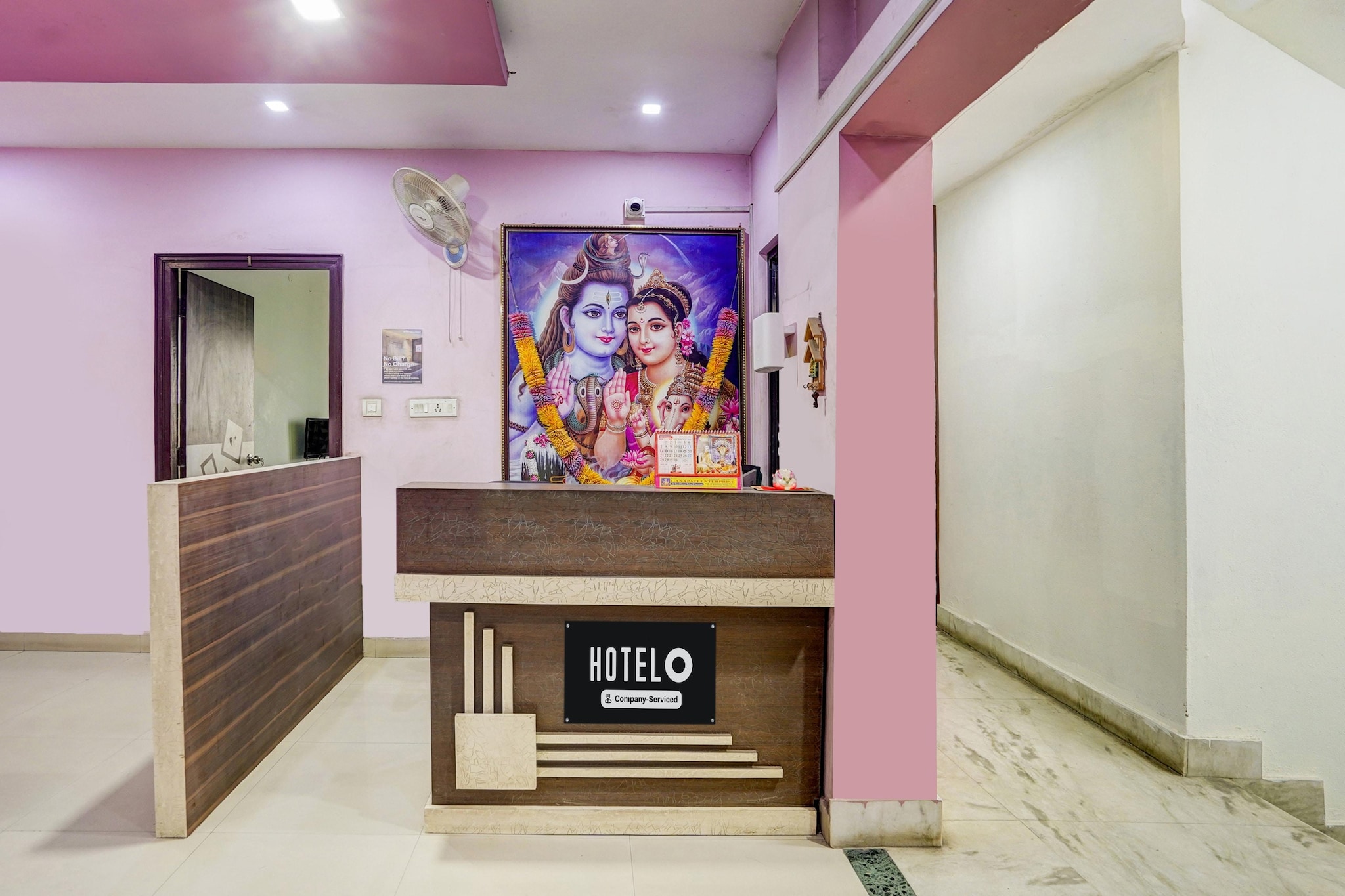 Ground floor: (bedroom(double bed, TV, seating area, balcony, air conditioning, telephone), bathroom(bathtub or shower, shower, washbasin, toilet, Towels incl., shampoo, body soap, hot water))