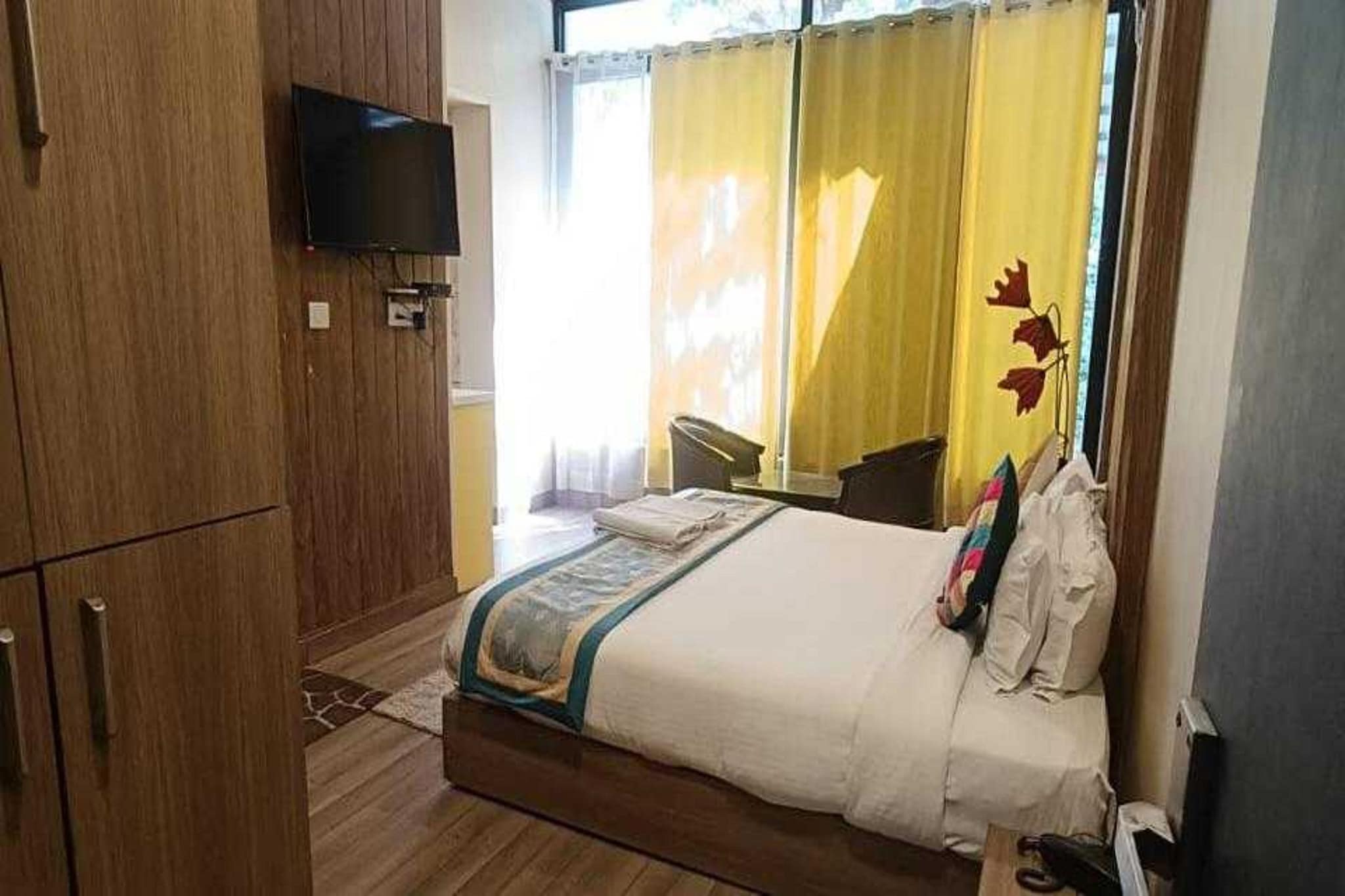 Palette ISBT Dehradun