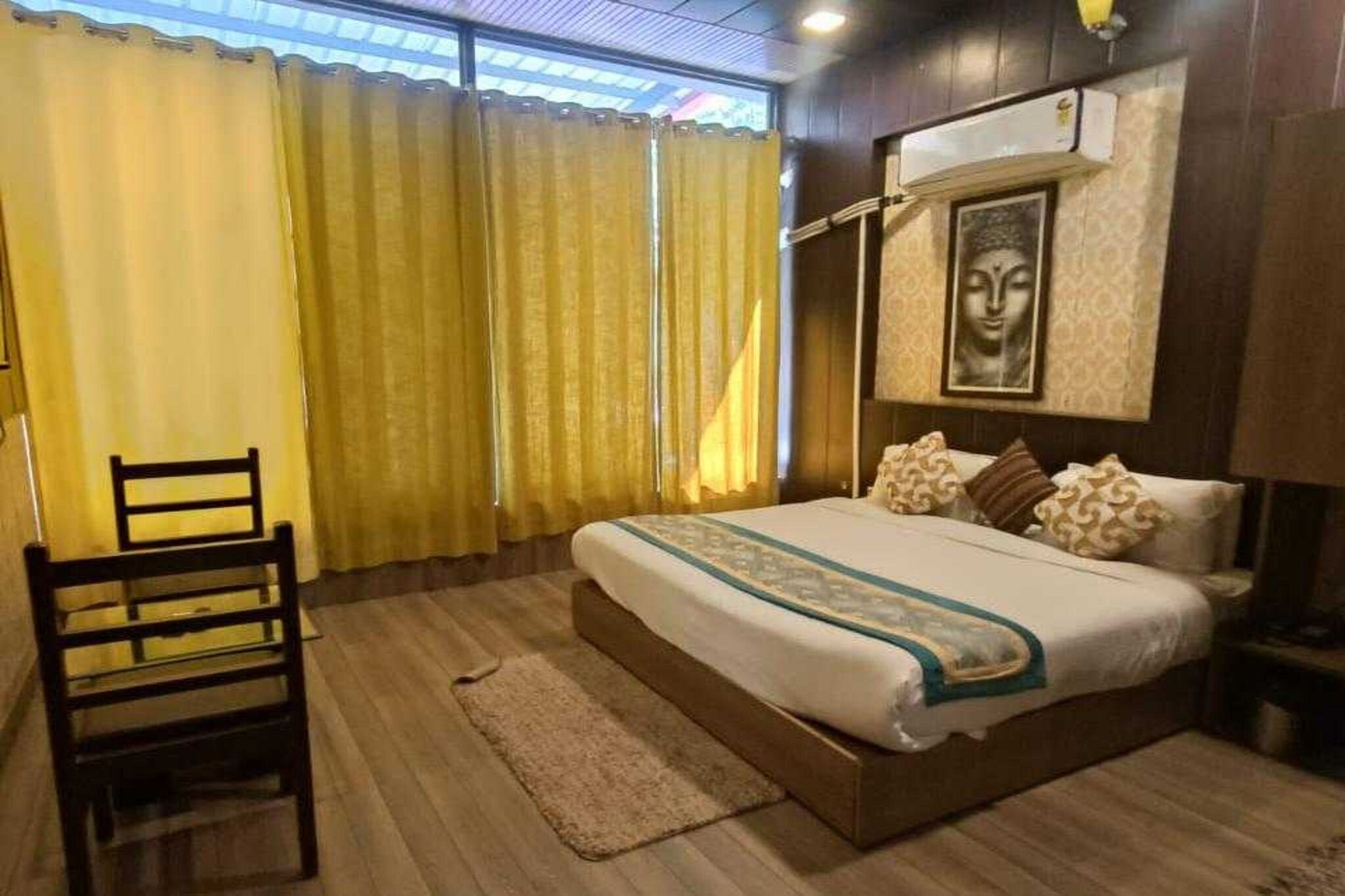 Enjoy a comfortable and hassle-free experience at our thoughtfully designed property. Each room is equipped with modern amenities, cozy bedding, and elegant decor to make you feel right at home. Located conveniently with easy access to public transport and major attractions, it's perfect for both business and leisure travelers. Cleanliness and guest comfort are our top priorities, and our team is available 24/7 to assist you throughout your stay.
Unmarried couples are warmly welcome at this property.
Guests with local ID proof are warmly welcome.
Foreign guests are welcome and allowed to stay at this property without any restrictions
Early Check-In Policy: A full day’s room rate will be charged for check-ins before 6:00 AM. Complimentary early check-in is available between 6:00 AM and 10:00 AM, subject to room availability.
Check-in is only available to guests aged 18 and above. Please provide a government-issued ID to confirm your age.