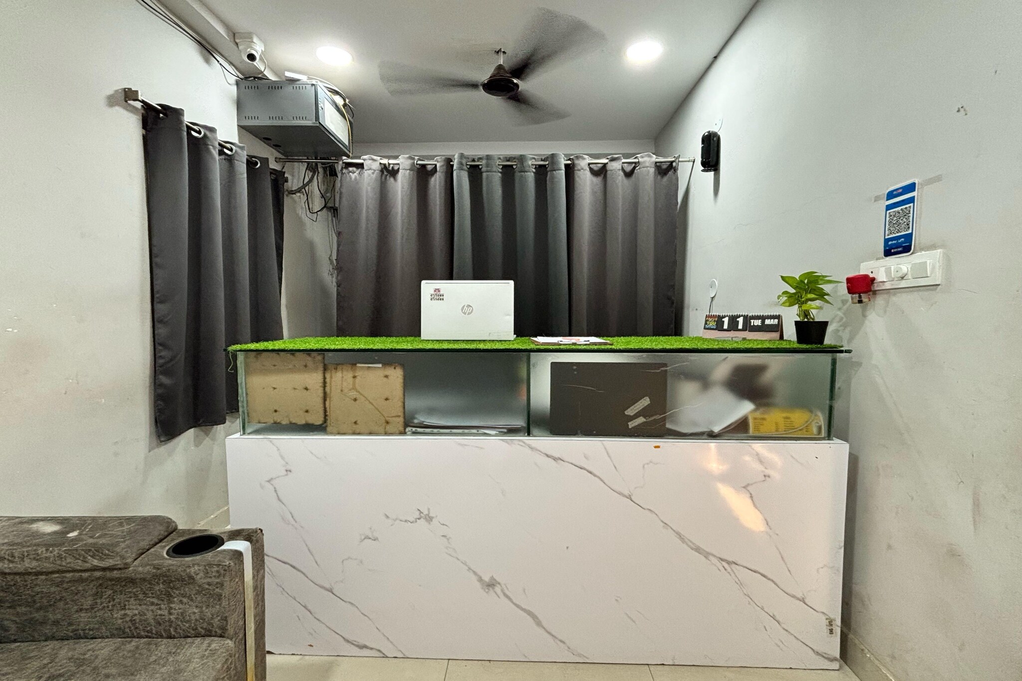 Ground floor: (bedroom(double bed, TV, seating area, air conditioning, telephone), bathroom(bathtub or shower, washbasin, toilet, Towels incl., shampoo, body soap, hot water), lift)