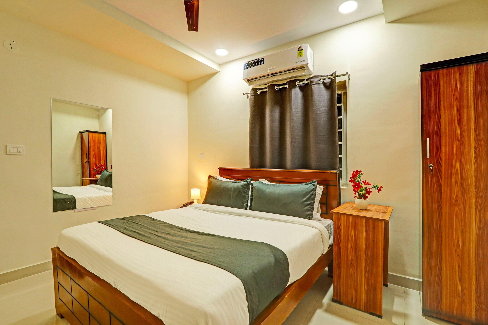 Hotel O Madhapur - Borabanda