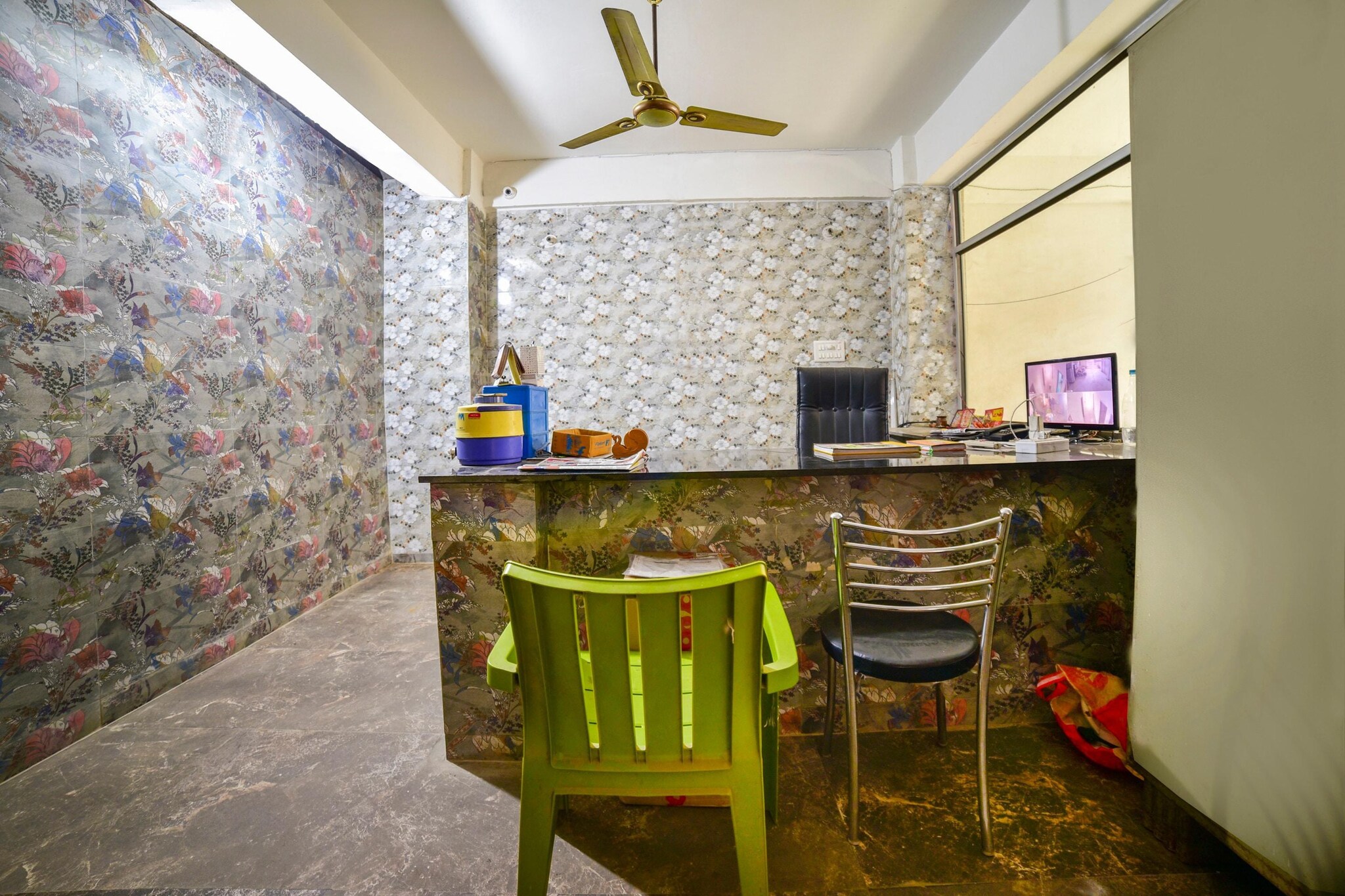 Ground floor: (bedroom(double bed, TV, seating area, air conditioning, telephone), bathroom(bathtub or shower, washbasin, toilet, Towels incl., shampoo, body soap, hot water), lift)