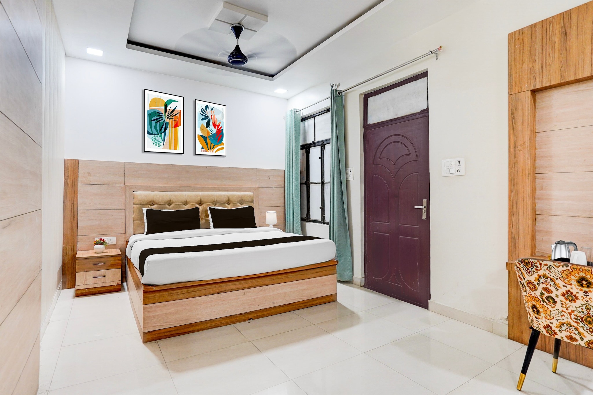 Comfortable Accommodations: Super Hotel O Subedarganj Railway Junction Formerly Krishna Inn in Prayagraj offers family rooms with air-conditioning, private bathrooms, work desks, and seating areas. Each room includes free toiletries, a bath or shower, TV, and tiled floors.

Essential Facilities: Guests enjoy free WiFi, a 24-hour front desk, daily housekeeping service, room service, and luggage storage. The hotel provides a continental breakfast and a variety of amenities to ensure a pleasant stay.

Convenient Location: Located 17 km from Phaphamau Junction and 3 km from Allahabad Airport, the hotel is situated near Subedarganj Railway Station. Reception staff speak English and Hindi, assisting guests with their needs.

Unmarried couples are warmly welcome at this property.
Guests with local ID proof are warmly welcome.
Foreign nationals are welcome—enjoy a comfortable and friendly stay with us.
Early Check-In Policy: A full day’s room rate will be charged for check-ins before 6:00 AM. Complimentary early check-in is available between 6:00 AM and 10:00 AM, subject to room availability.
Check-in is only available to guests aged 18 and above. Please provide a government-issued ID to confirm your age.