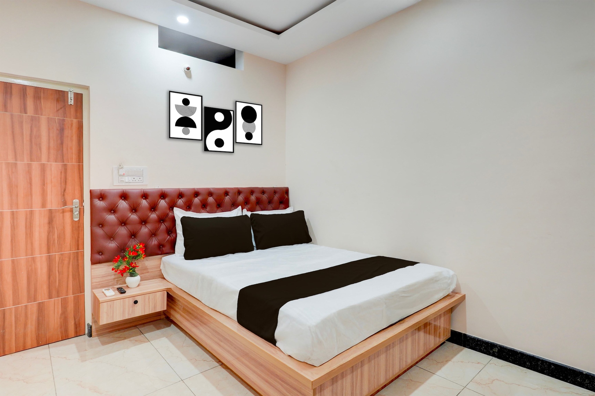 Enjoy a comfortable and hassle-free experience at our thoughtfully designed property. Each room is equipped with modern amenities, cozy bedding, and elegant decor to make you feel right at home. Located conveniently with easy access to public transport and major attractions, it's perfect for both business and leisure travelers. Cleanliness and guest comfort are our top priorities, and our team is available 24/7 to assist you throughout your stay.
Unmarried couples are warmly welcome at this property.
Guests with local ID proof are warmly welcome.
Foreign guests are welcome and allowed to stay at this property without any restrictions
Early Check-In Policy: A full day’s room rate will be charged for check-ins before 6:00 AM. Complimentary early check-in is available between 6:00 AM and 10:00 AM, subject to room availability.
Check-in is only available to guests aged 18 and above. Please provide a government-issued ID to confirm your age.
