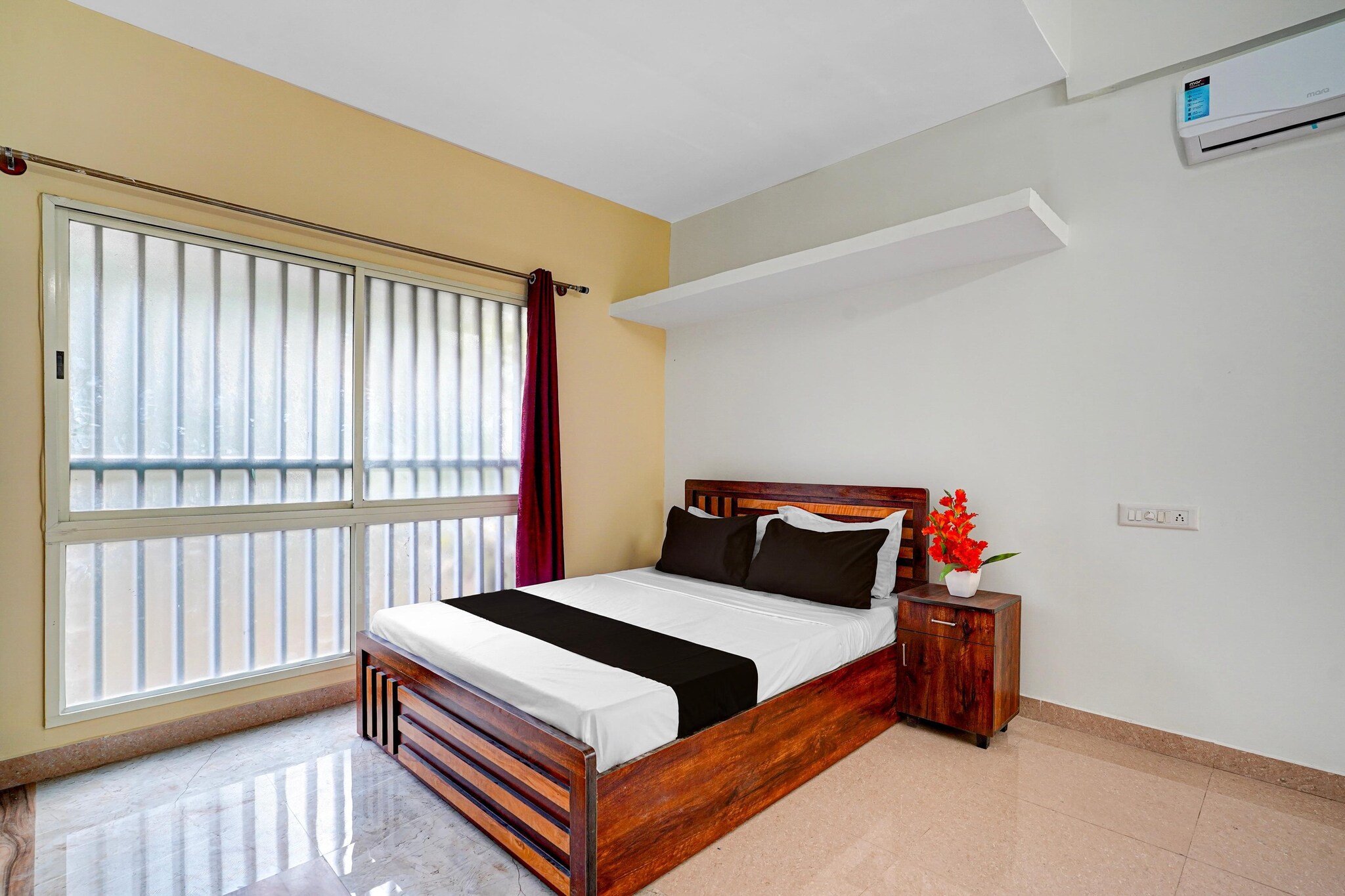 Super Hotel O Gopalan Mall Bangalore
