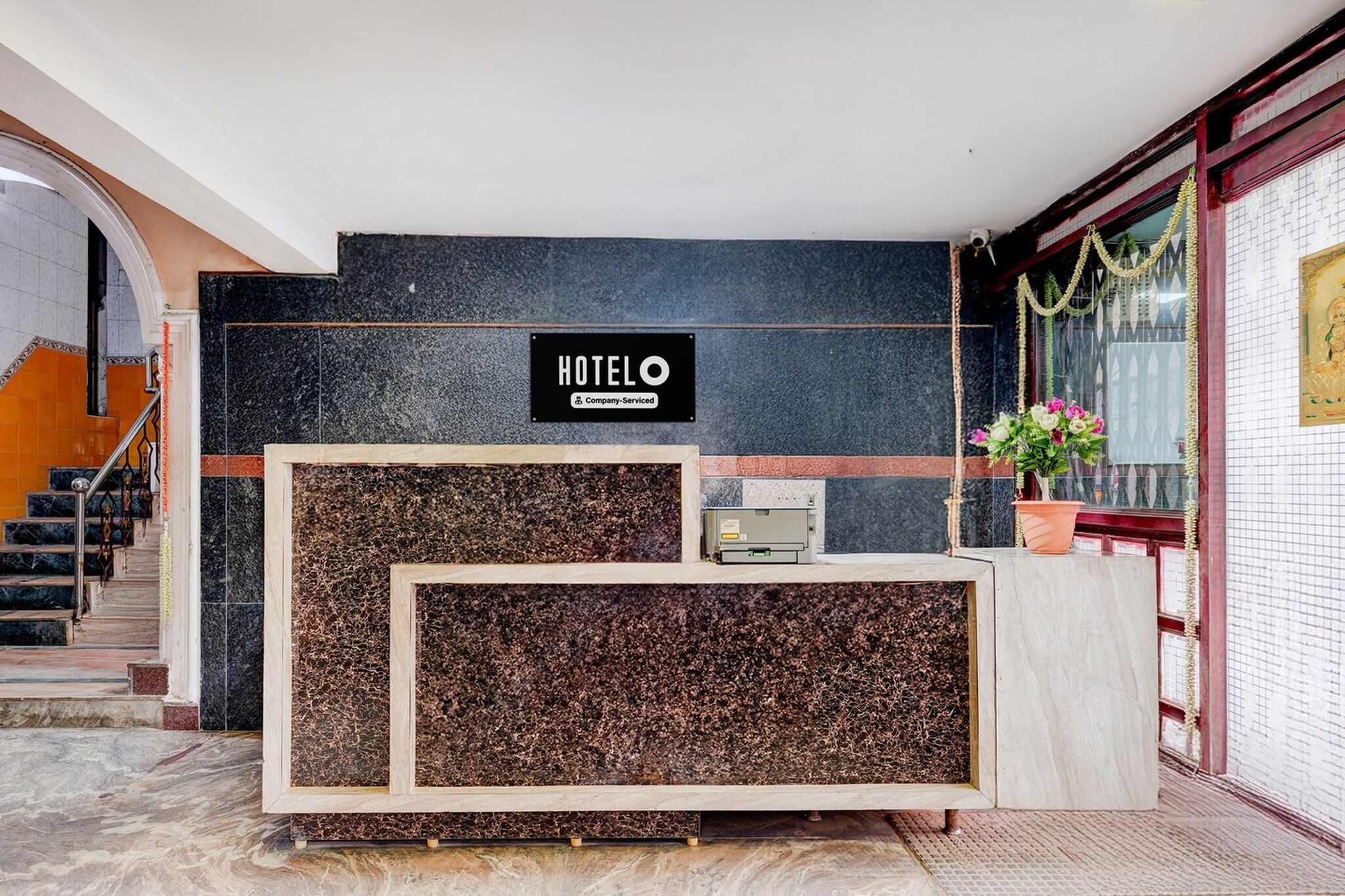 Ground floor: (bedroom(double bed, TV, seating area, air conditioning, telephone), bathroom(bathtub or shower, washbasin, toilet, Towels incl., shampoo, body soap, hot water), lift)