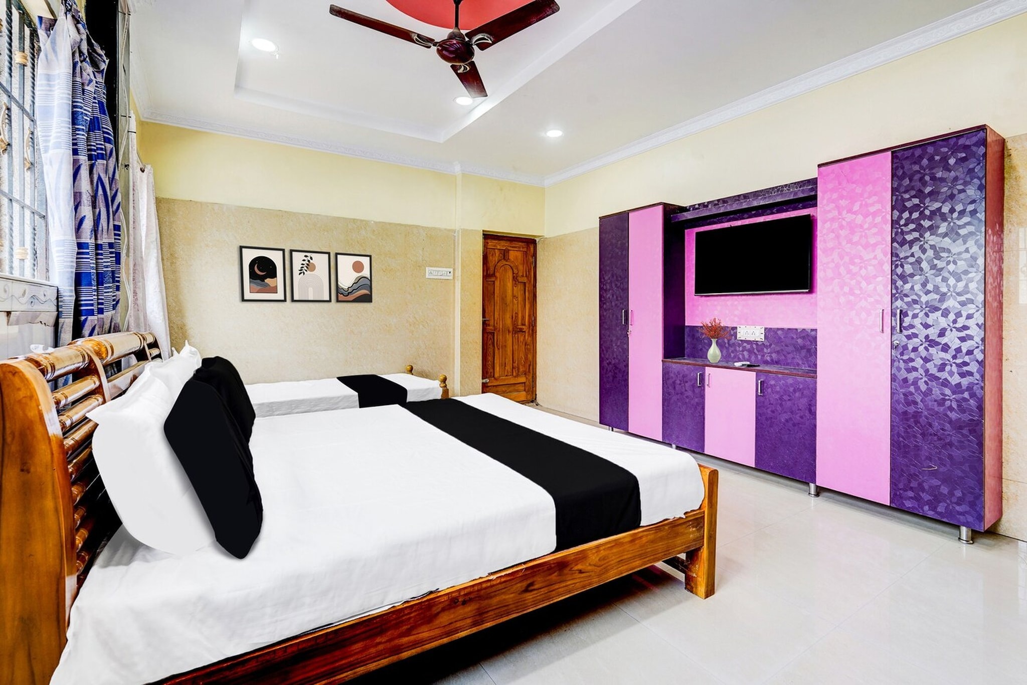 Situated within 12 km of Chennai Central Railway Station and 14 km of Government Museum Chennai, Hotel O Manali Crossway Chennai features rooms with air conditioning and a private bathroom in Chennai. With free WiFi, this 3-star hotel offers room service and a 24-hour front desk. The hotel has family rooms.
All rooms at the hotel are fitted with a seating area, a flat-screen TV with satellite channels and a private bathroom with free toiletries and a bath or shower. The units have a desk.
Fort Museum is 14 km from Hotel O Thirumangalam Metro Station Chennai, while Ma Chidambaram Stadium is 15 km from the property. Chennai International Airport is 26 km away.
Unmarried couples are warmly welcome at this property.
Guests with local ID proof are warmly welcome.
Apologies, but we are currently unable to host foreign nationals at this property.
Early Check-In Policy: A full day’s room rate will be charged for check-ins before 6:00 AM. Complimentary early check-in is available between 6:00 AM and 10:00 AM, subject to room availability.
Check-in is only available to guests aged 18 and above. Please provide a government-issued ID to confirm your age.