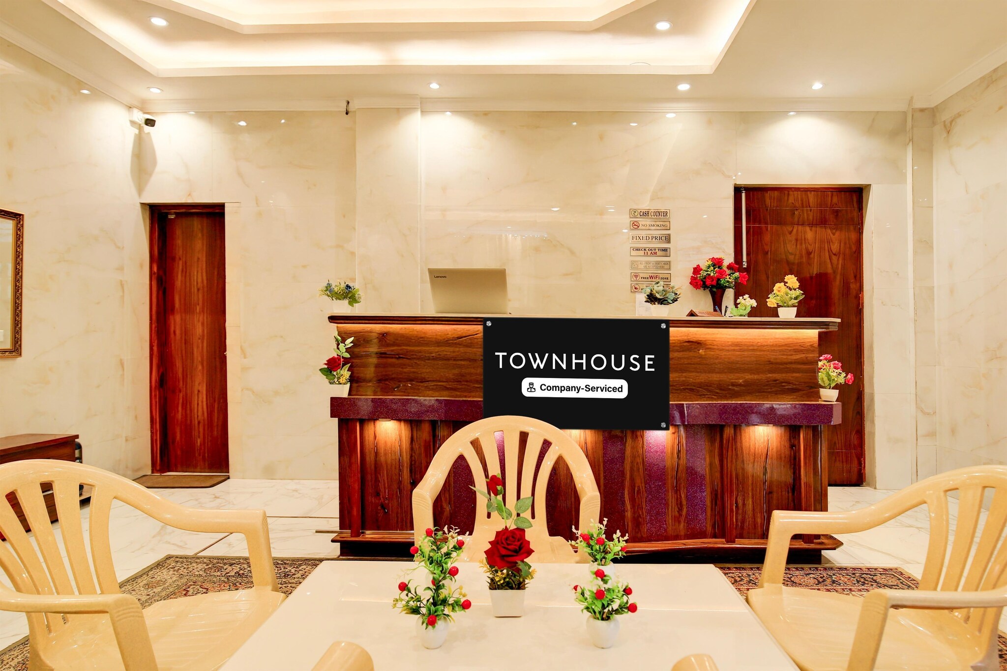 Ground floor: (bedroom(double bed, TV, seating area, air conditioning, telephone), bathroom(bathtub or shower, washbasin, toilet, Towels incl., shampoo, body soap, hot water), Parking)