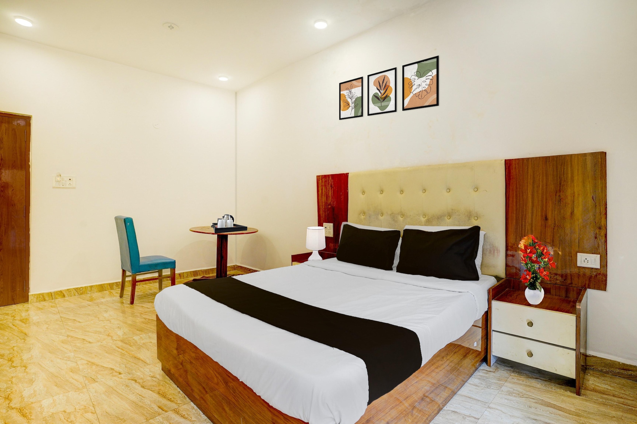 Hotel O Calangute Beach Market