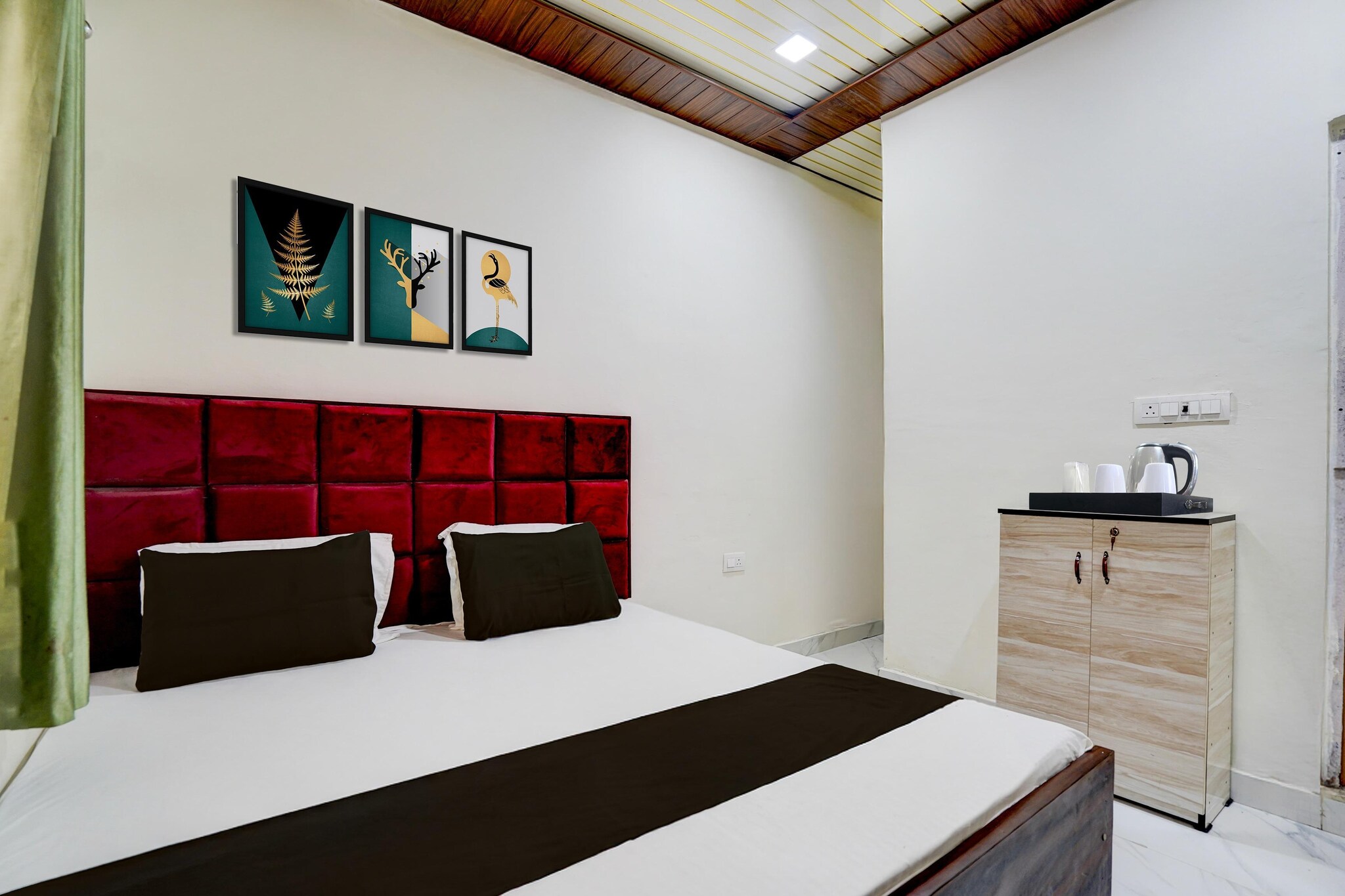 Comfortable Accommodations: Super Hotel O Mathura Central Railway Junction Formerly Bhagwati Palace in Mathura offers family rooms with air-conditioning, private bathrooms, work desks, and seating areas. Each room includes free toiletries, a bath or shower, TV, and tiled floors.
Essential Facilities: Guests enjoy free WiFi, a 24-hour front desk, daily housekeeping service, room service, and luggage storage. The hotel provides a continental breakfast and a variety of amenities to ensure a pleasant stay.
Prime Location: Located a 14-minute walk from Mathura Railway Station, the hotel is 35 km from Bharatpur Railway Station and 46 km from Akbar's Tomb. Agra Airport is 52 km away, offering convenient travel options.
1.Unmarried couples are warmly welcome at this property.
2. Guests with local ID proof are warmly welcome.
3.Foreign guests are welcome and allowed to stay at this property without any restrictions
4.Early Check-In Policy: A full day’s room rate will be charged for check-ins before 6:00 AM. Complimentary early check-in is available between 6:00 AM and 10:00 AM, subject to room availability.
5.Check-in is only available to guests aged 18 and above. Please provide a government-issued ID to confirm your age.