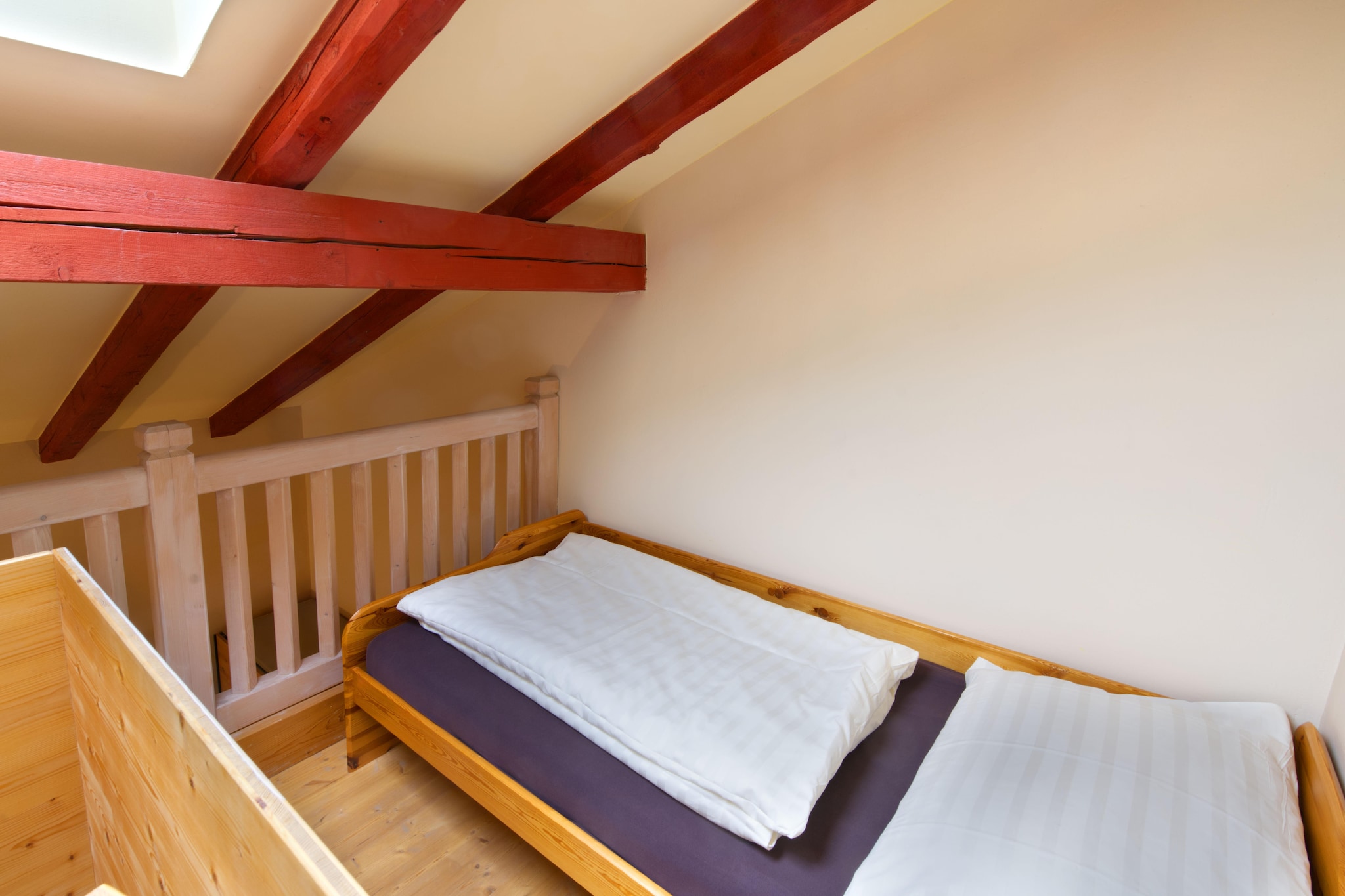 Menardi B - Bedroom