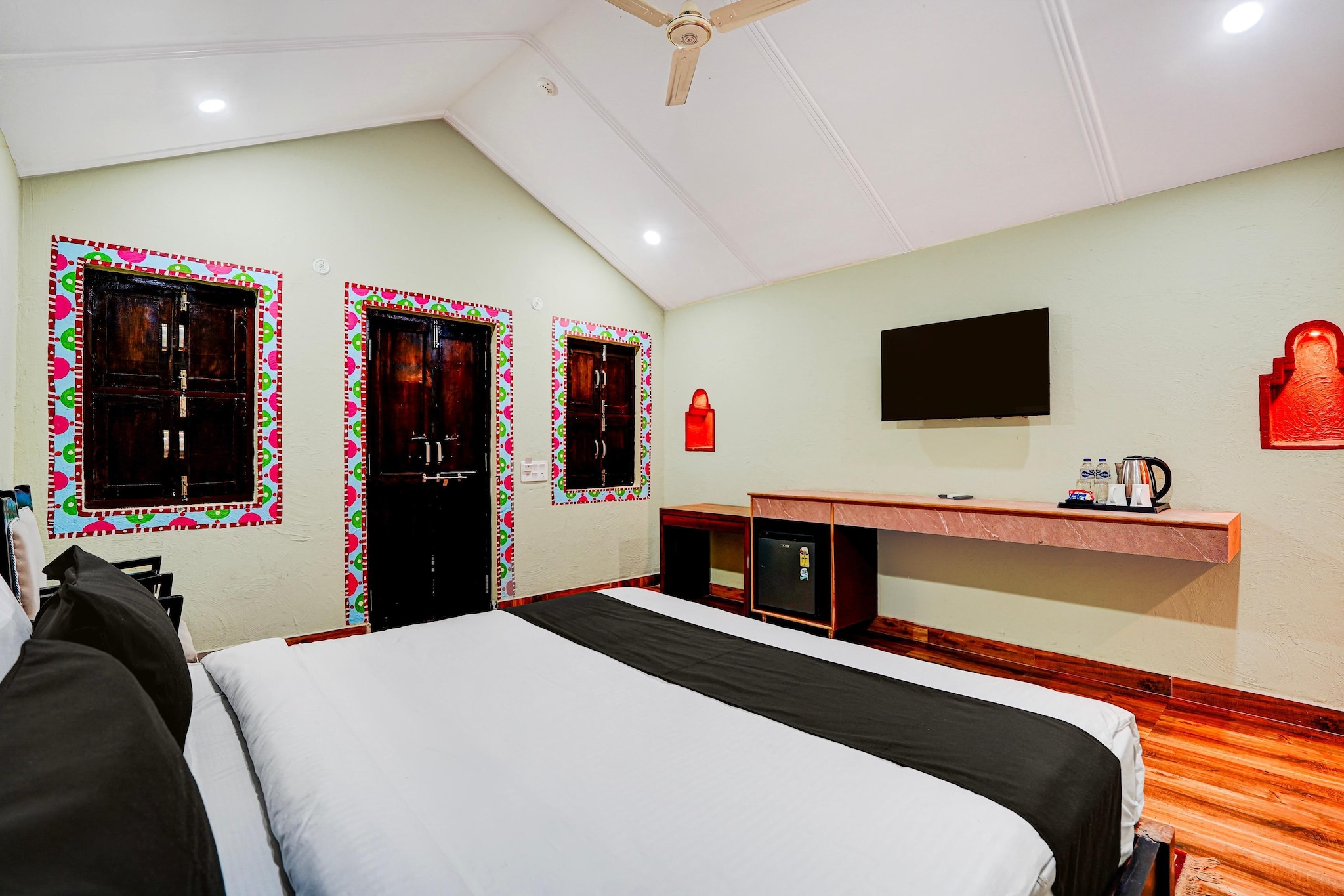 Palette Hotel and Resort