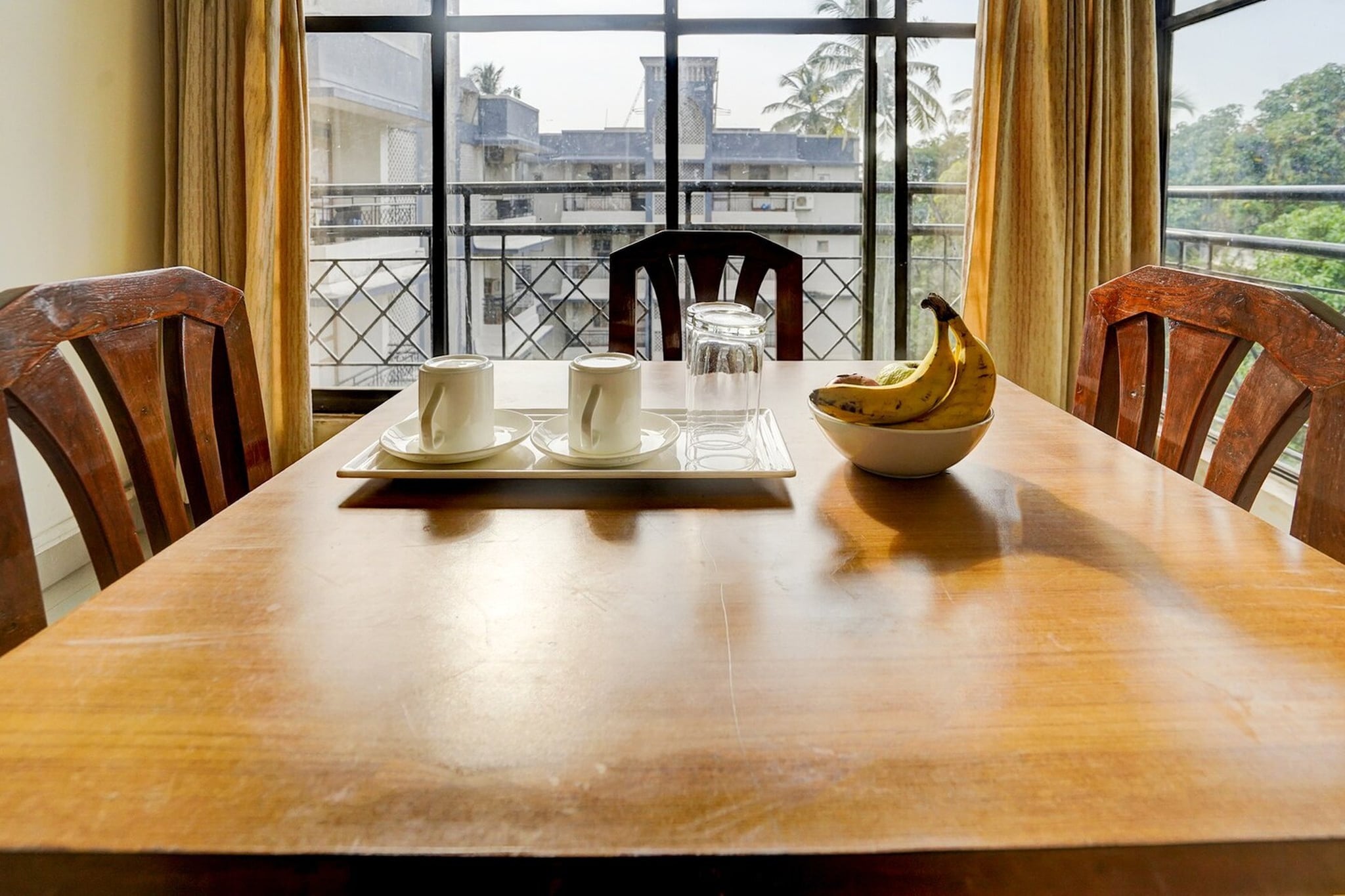 Ground floor: (bedroom(double bed, TV, seating area, air conditioning, Towels incl., telephone), bathroom(bathtub or shower, shower, washbasin, toilet, shampoo, body soap, hot water), lift)