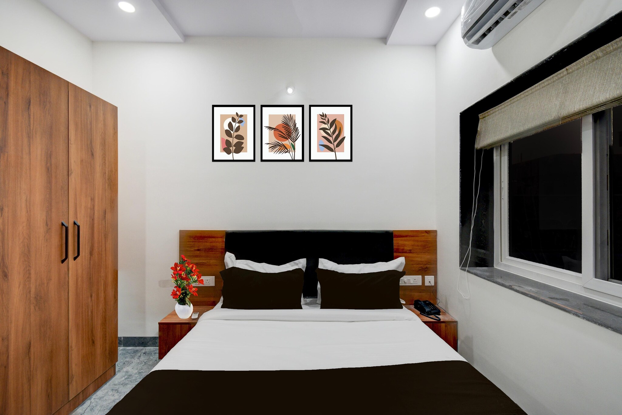 Unmarried couples are warmly welcome at this property.
Guests with local ID proof are warmly welcome.
Complimentary early check-in – Subject to availability.
Check-in is only available to guests aged 18 and above. Please provide a government-issued ID to confirm your age.