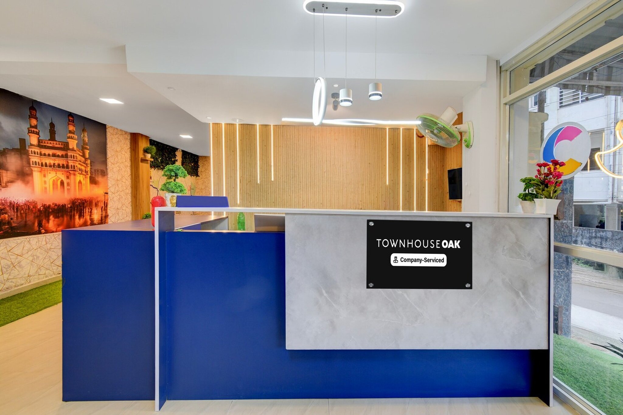 Ground floor: (bedroom(double bed, TV, seating area, air conditioning, telephone, Floor mattress), bathroom(bathtub or shower, shower, washbasin, toilet, Towels incl., shampoo, body soap, hot water), lift)