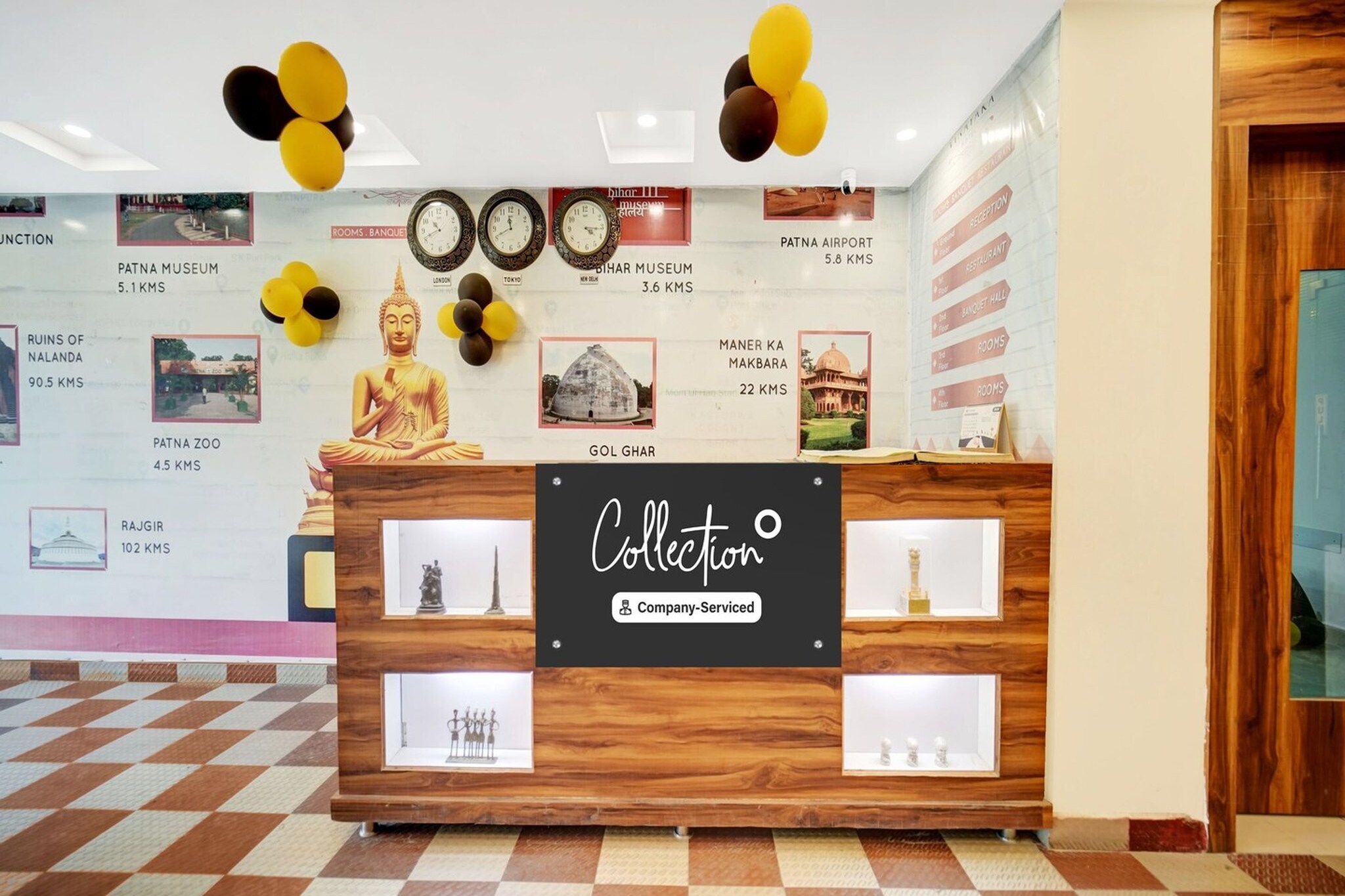 Ground floor: (bedroom(double bed, TV, seating area, air conditioning, Towels incl., telephone), bathroom(bathtub or shower, shower, washbasin, toilet, shampoo, body soap, hot water), parking, lift)