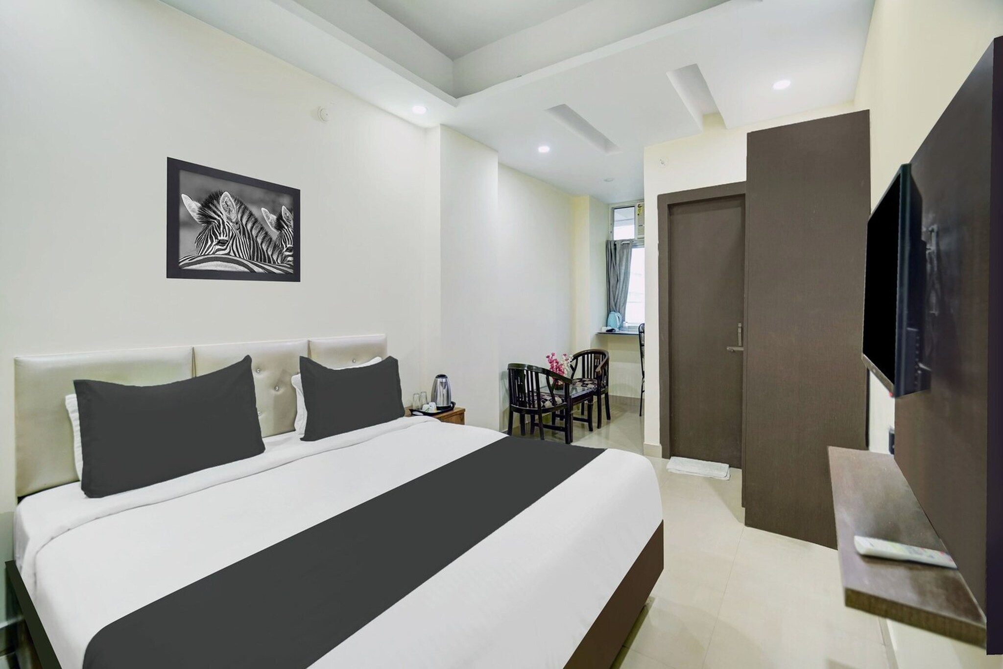 Comfortable Accommodations: Rooms feature air-conditioning, TV, and free WiFi throughout the property. Family rooms and amenities such as a lounge, elevator, and shared kitchen enhance guest comfort. Dining and Leisure: A family-friendly restaurant serves Indian cuisine for lunch and dinner. The bar provides a relaxing space for guests to unwind.

Unmarried couples are warmly welcome at this property.
Guests with local ID proof are warmly welcome.
 Apologies, but we are currently unable to host foreign nationals at this property.
Early Check-In Policy: A full day痴 room rate will be charged for check-ins before 6:00 AM. Complimentary early check-in is available between 6:00 AM and 10:00 AM, subject to room availability.
Check-in is only available to guests aged 18 and above. Please provide a government-issued ID to confirm your age.
