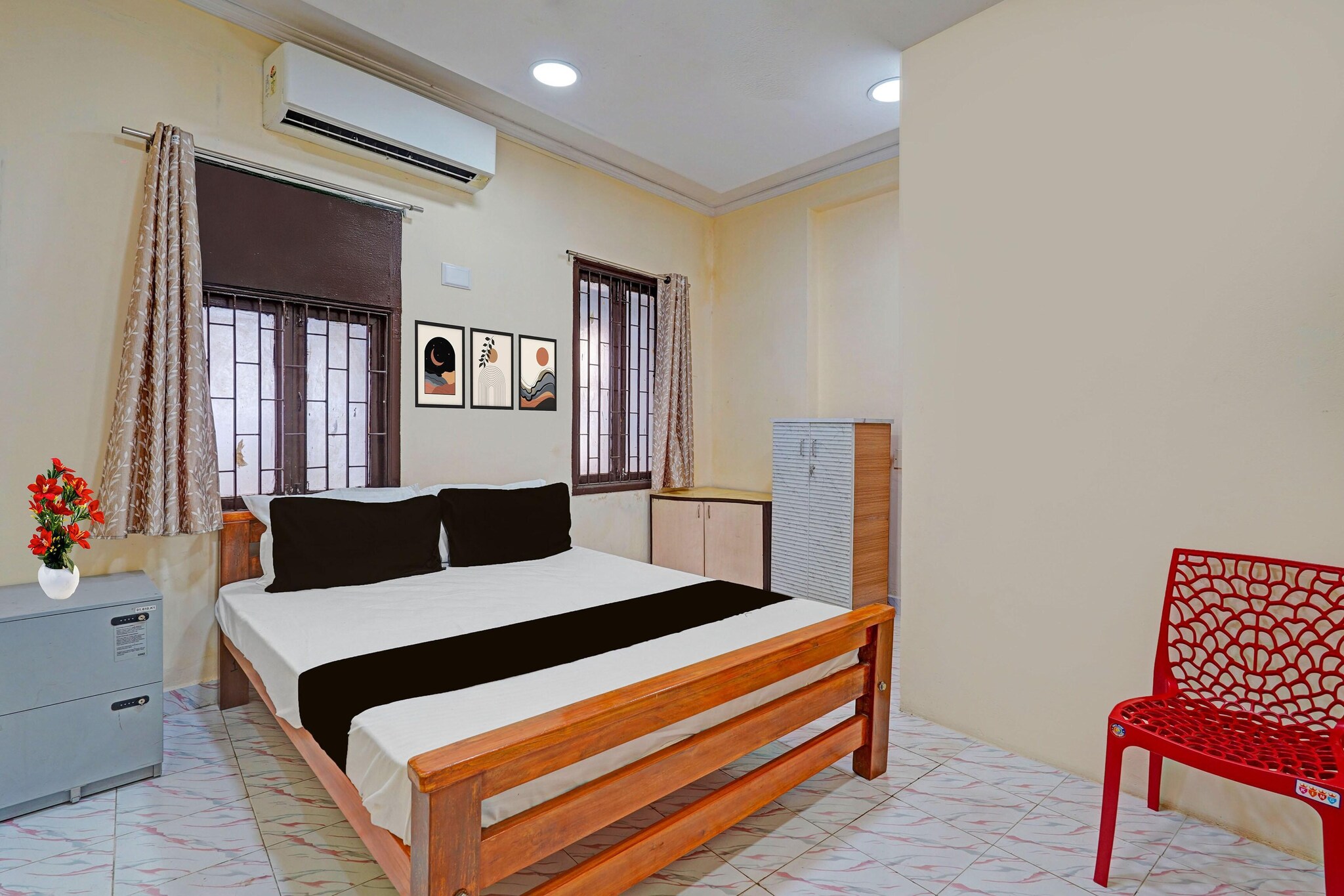 Enjoy a comfortable and hassle-free experience at our thoughtfully designed property. Each room is equipped with modern amenities, cozy bedding, and elegant decor to make you feel right at home. Located conveniently with easy access to public transport and major attractions, it's perfect for both business and leisure travelers. Cleanliness and guest comfort are our top priorities, and our team is available 24/7 to assist you throughout your stay.
No Restrictions
1. Unmarried couples are warmly welcome at this property.
2. Guests with local ID proof are warmly welcome.
3.Foreign guests are welcome and allowed to stay at this property without any restrictions
4.Early Check-In Policy: A full day’s room rate will be charged for check-ins before 6:00 AM. Complimentary early check-in is available between 6:00 AM and 10:00 AM, subject to room availability.
5.Check-in is only available to guests aged 18 and above. Please provide a government-issued ID to confirm your age.