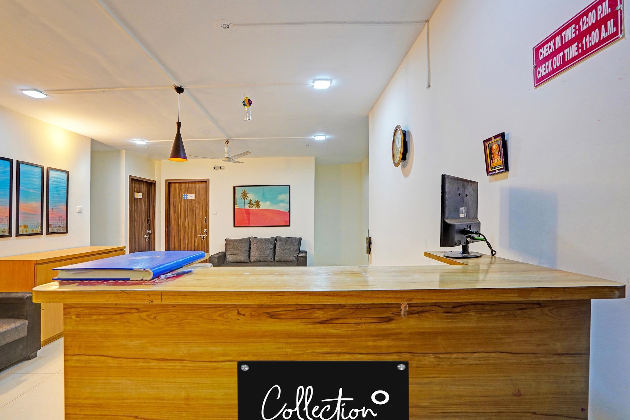 Ground floor: (bedroom(double bed, TV, seating area, air conditioning, telephone), bathroom(bathtub or shower, shower, washbasin, toilet, Towels incl., shampoo, body soap, hot water))