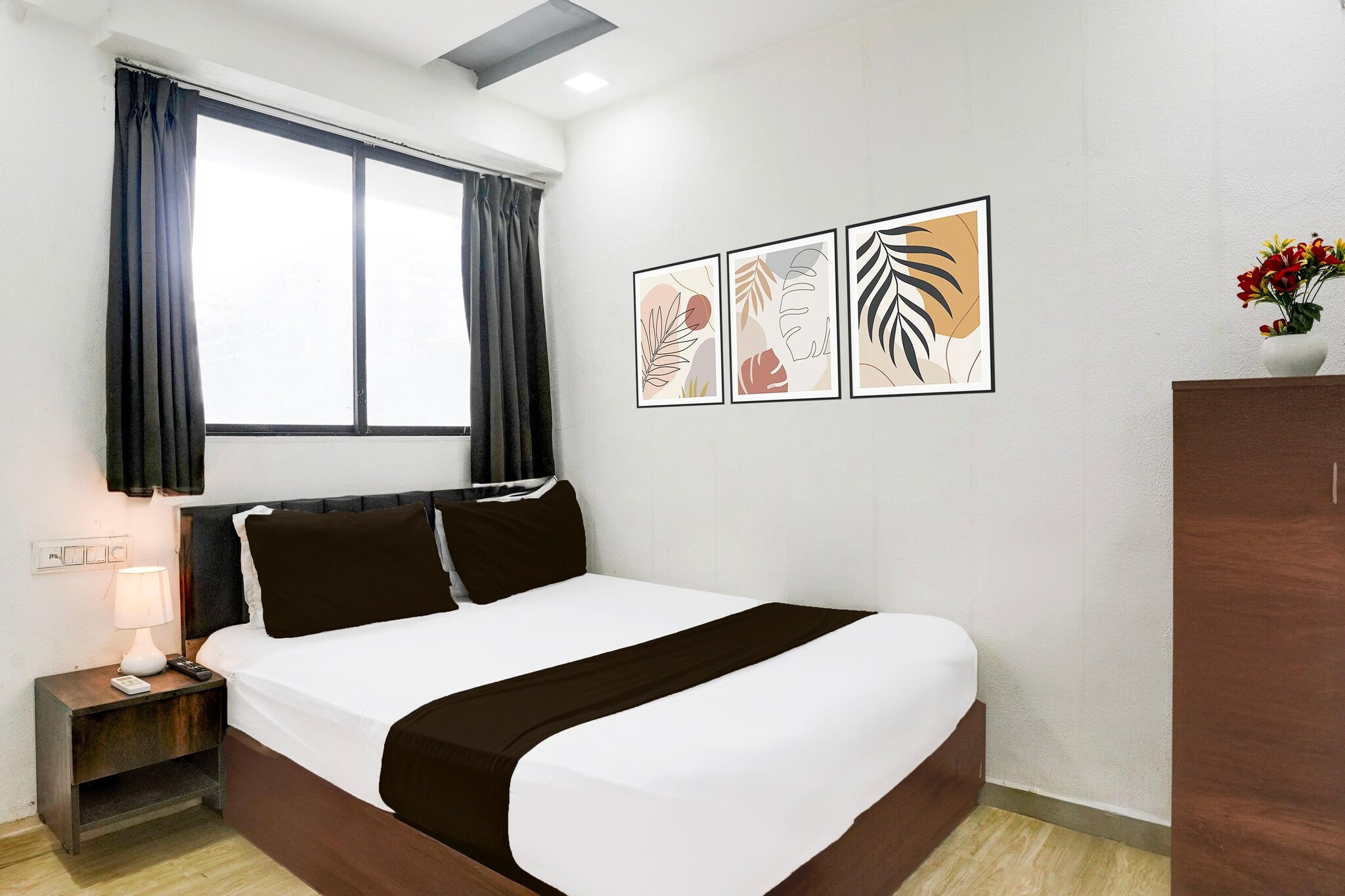 Hotel O Satara Bypass