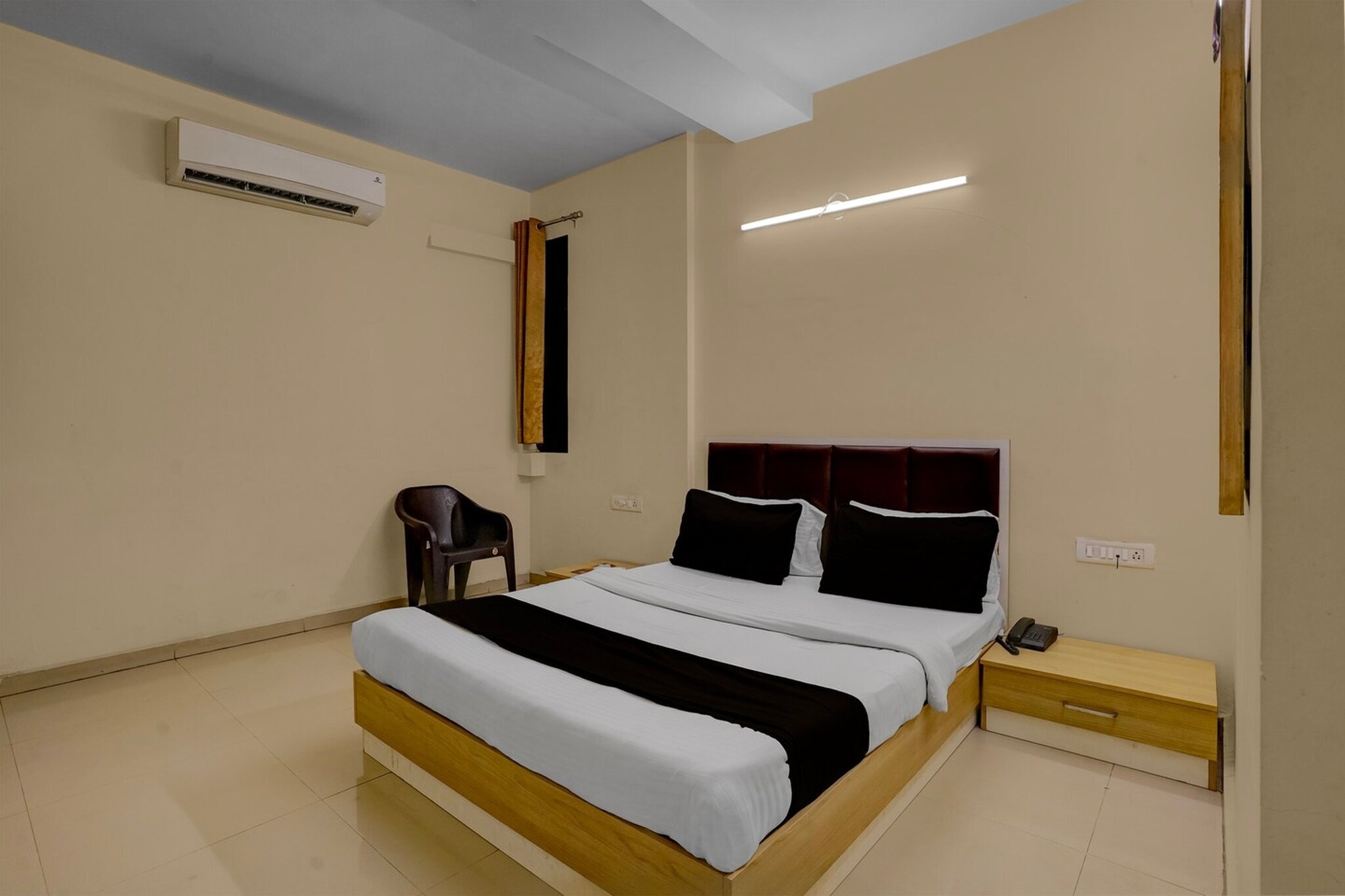 Super Hotel O Vapi GIDC Formerly Zion Inn