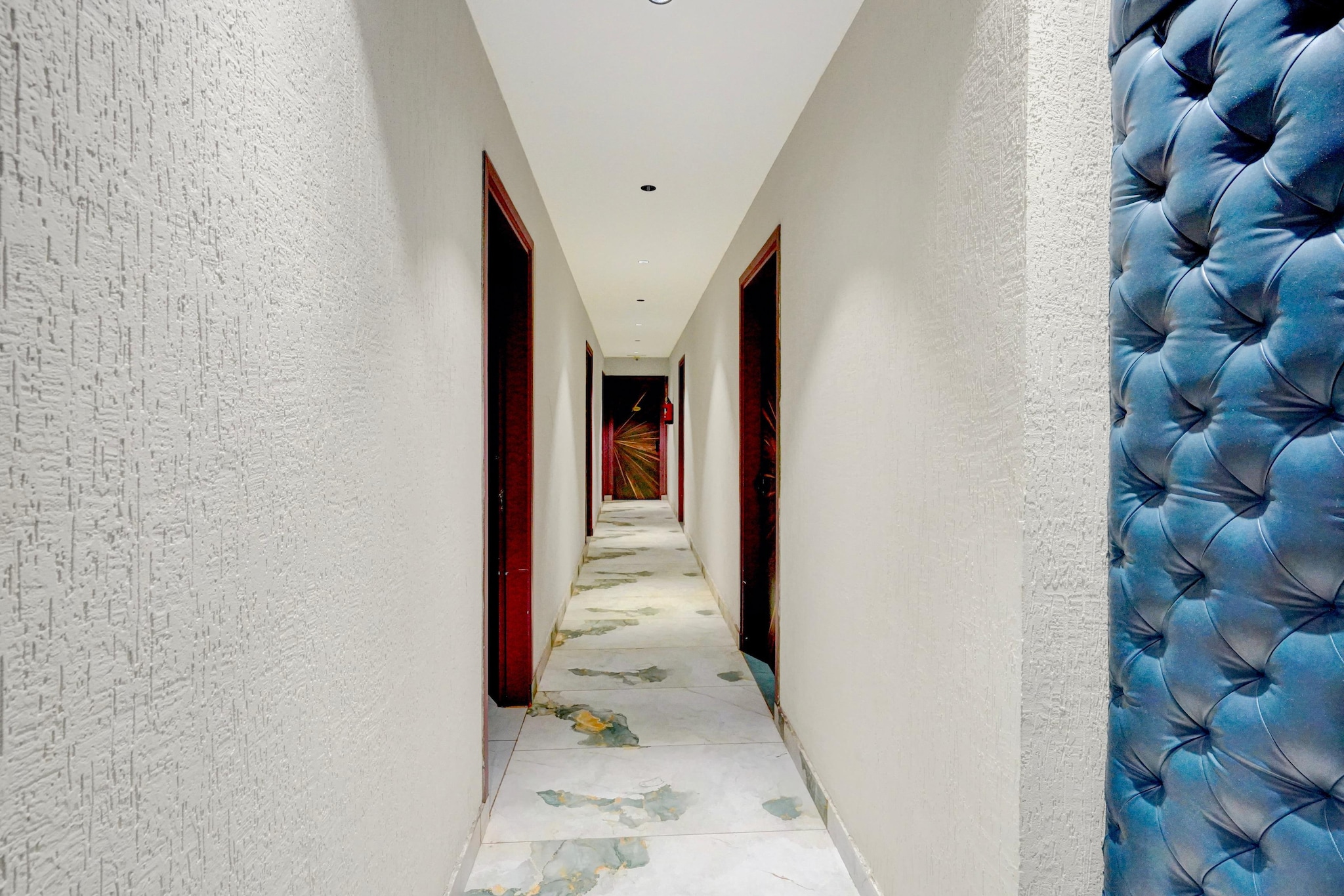 Super Townhouse OAK Chandigarh