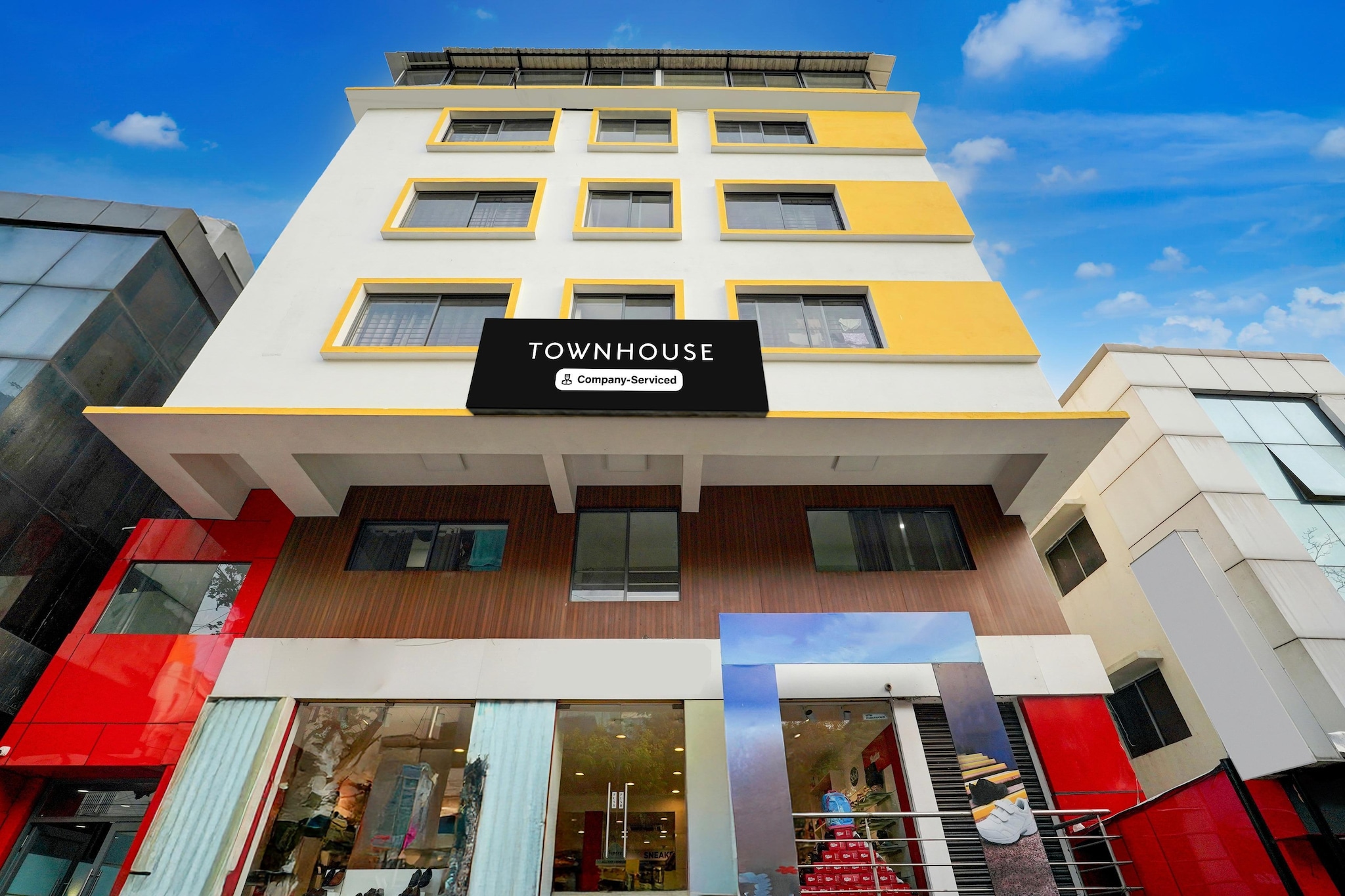 Super Townhouse Jeevan Bima Nagar