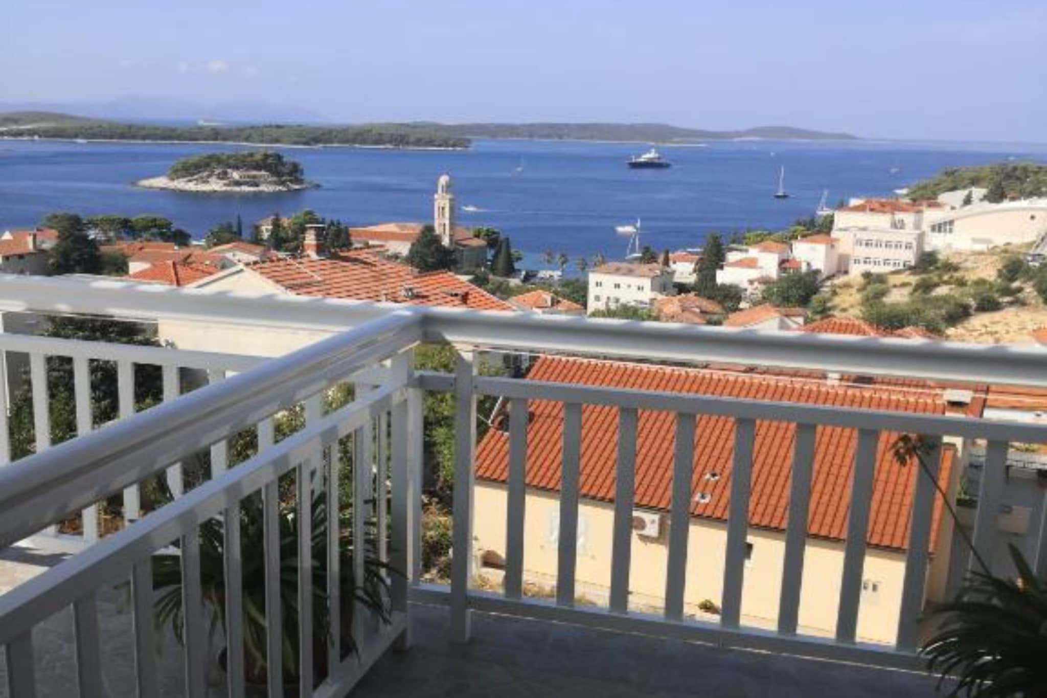 Azure Hvar Residence - Double Room with sea view  R1 - Terrasbalkon