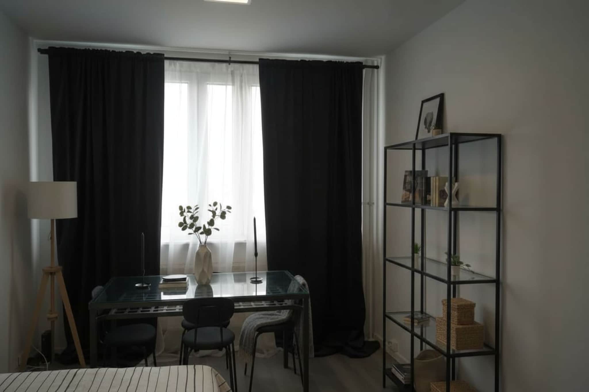 Bed Linen, Elevator, Internet Access DSL, Kitchen(stove, electric kettle, coffee machine, oven, fridge, dishes and cutlery, Cooking basics), bedroom(double sofa bed, TV), bathroom(bath tub, washbasin, toilet), washing machine, heating, iron, hairdryer, Towels/Sheets (Incl.), shampoo, Essentials, Long term stays allowed