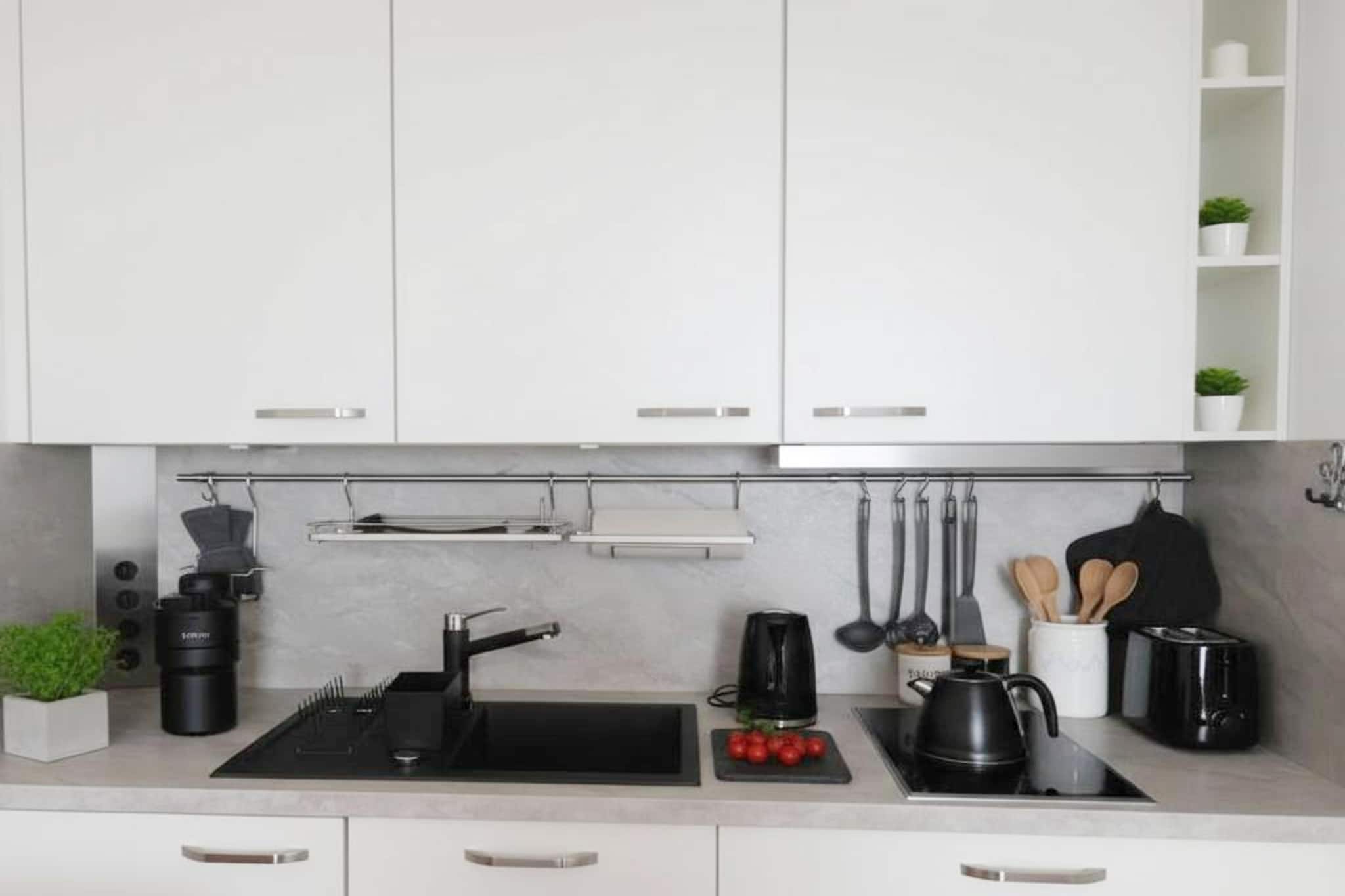 Alexanderplatz Chic Sunny City Studio - Keuken