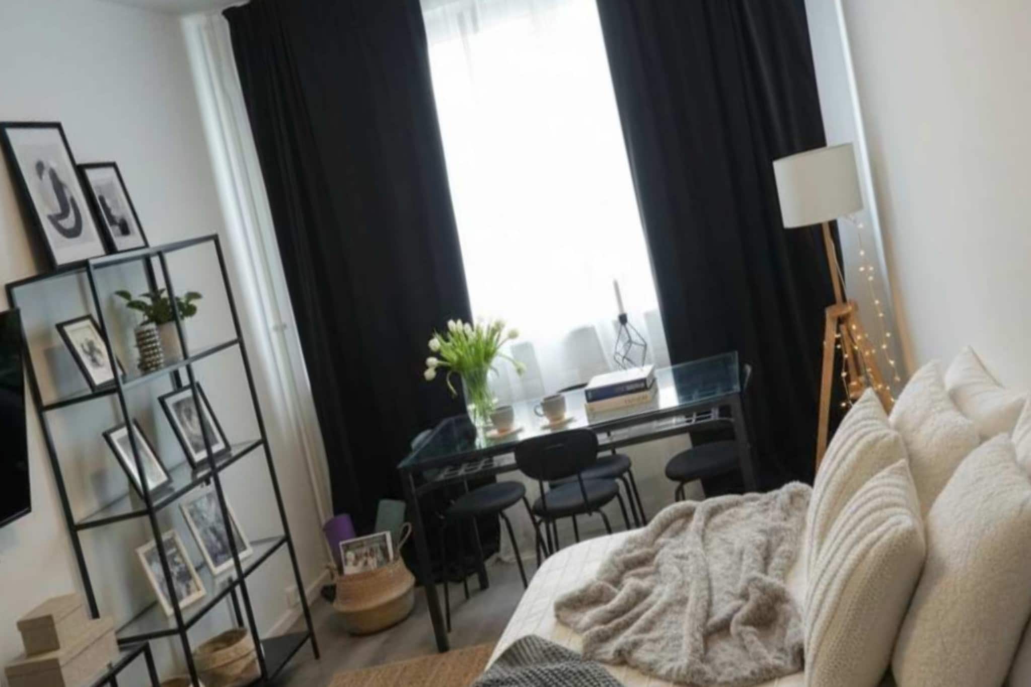 Alexanderplatz Chic Sunny City Studio