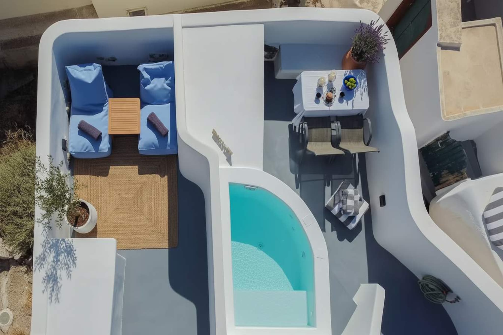 Massimo_fira1 - Faciliteiten