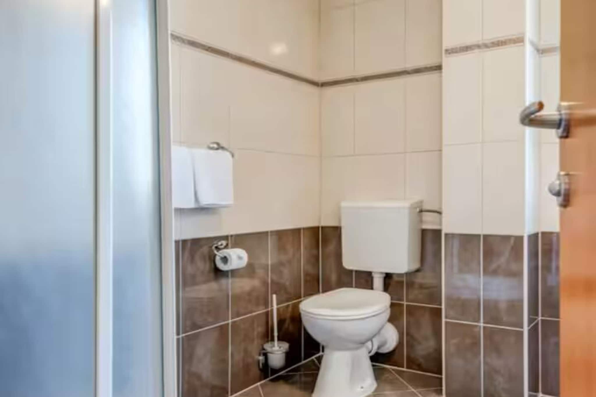 Mise Holiday Apartments - Two bedroom apartment II - Badkamer