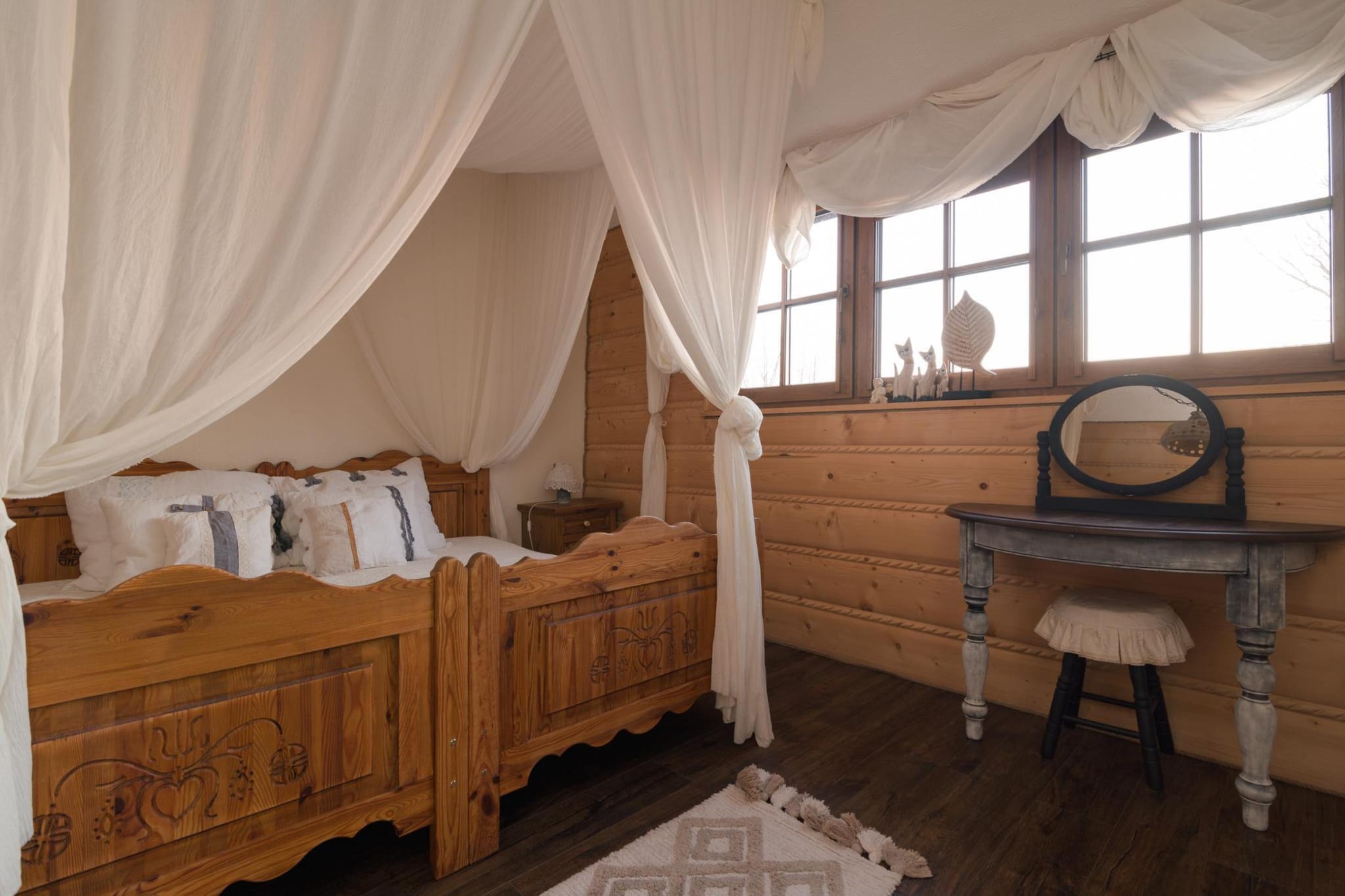 Bed Room