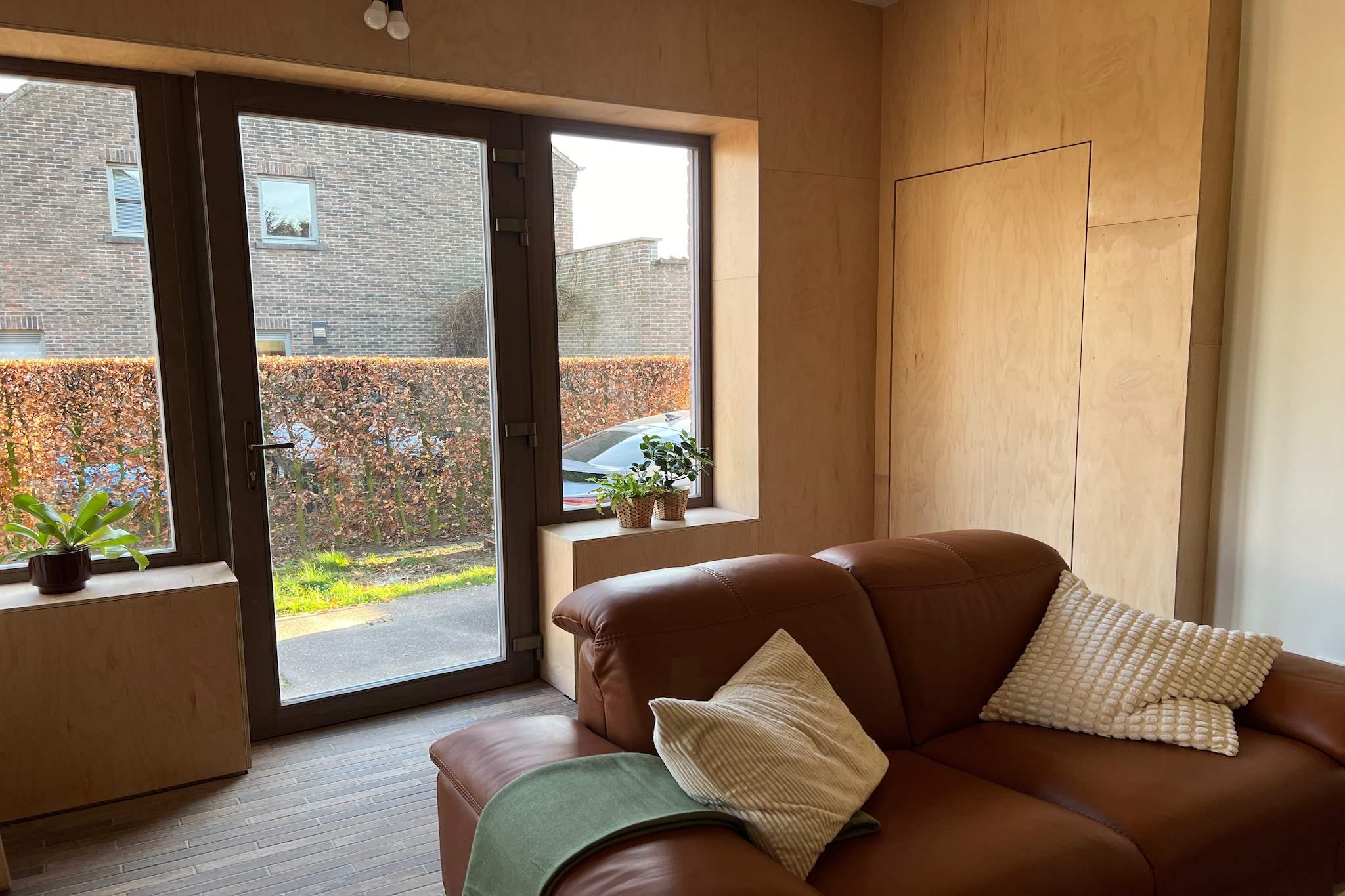 Stylish stay Bree near city center for 6 guests