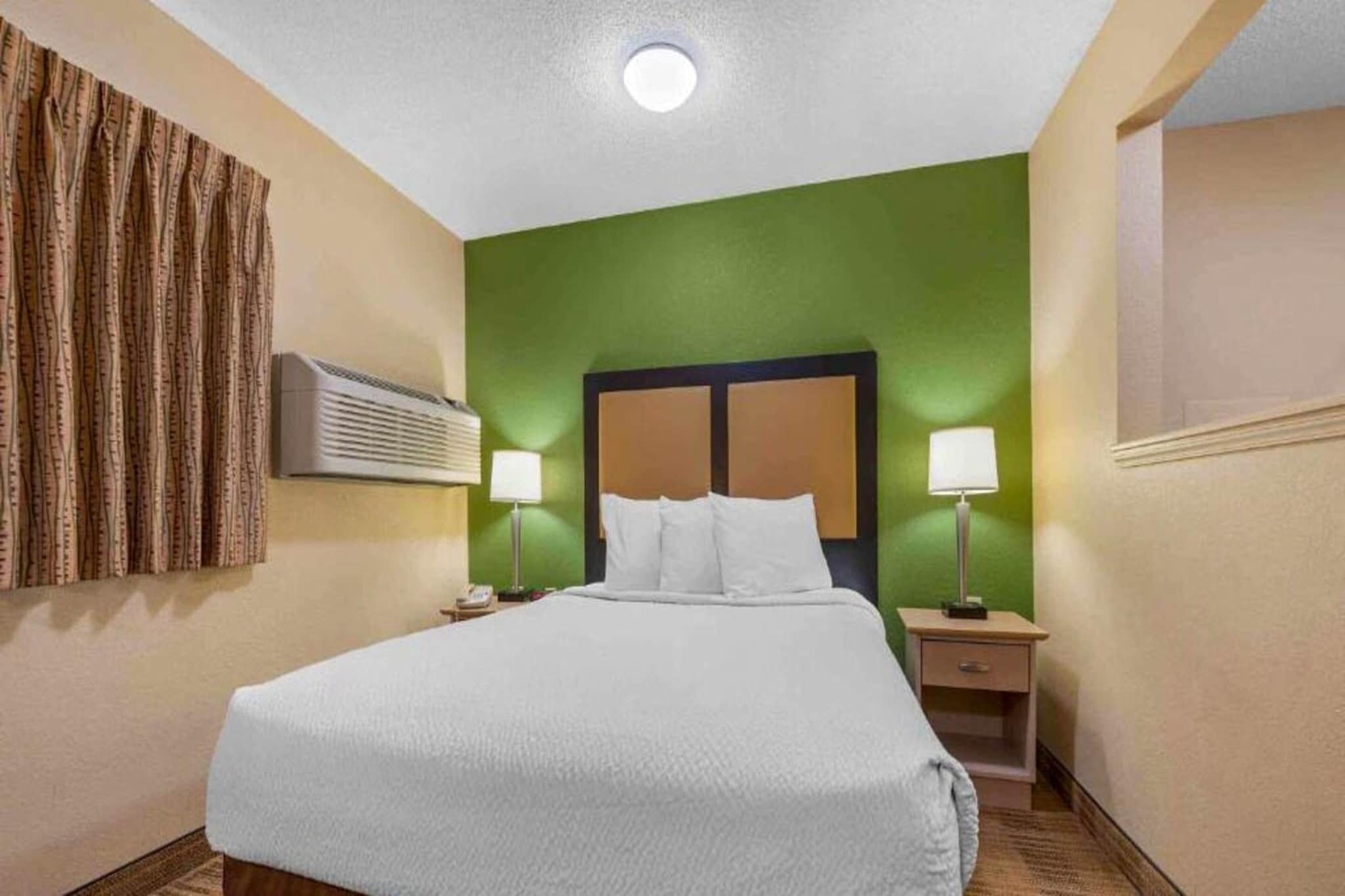 Bed Room