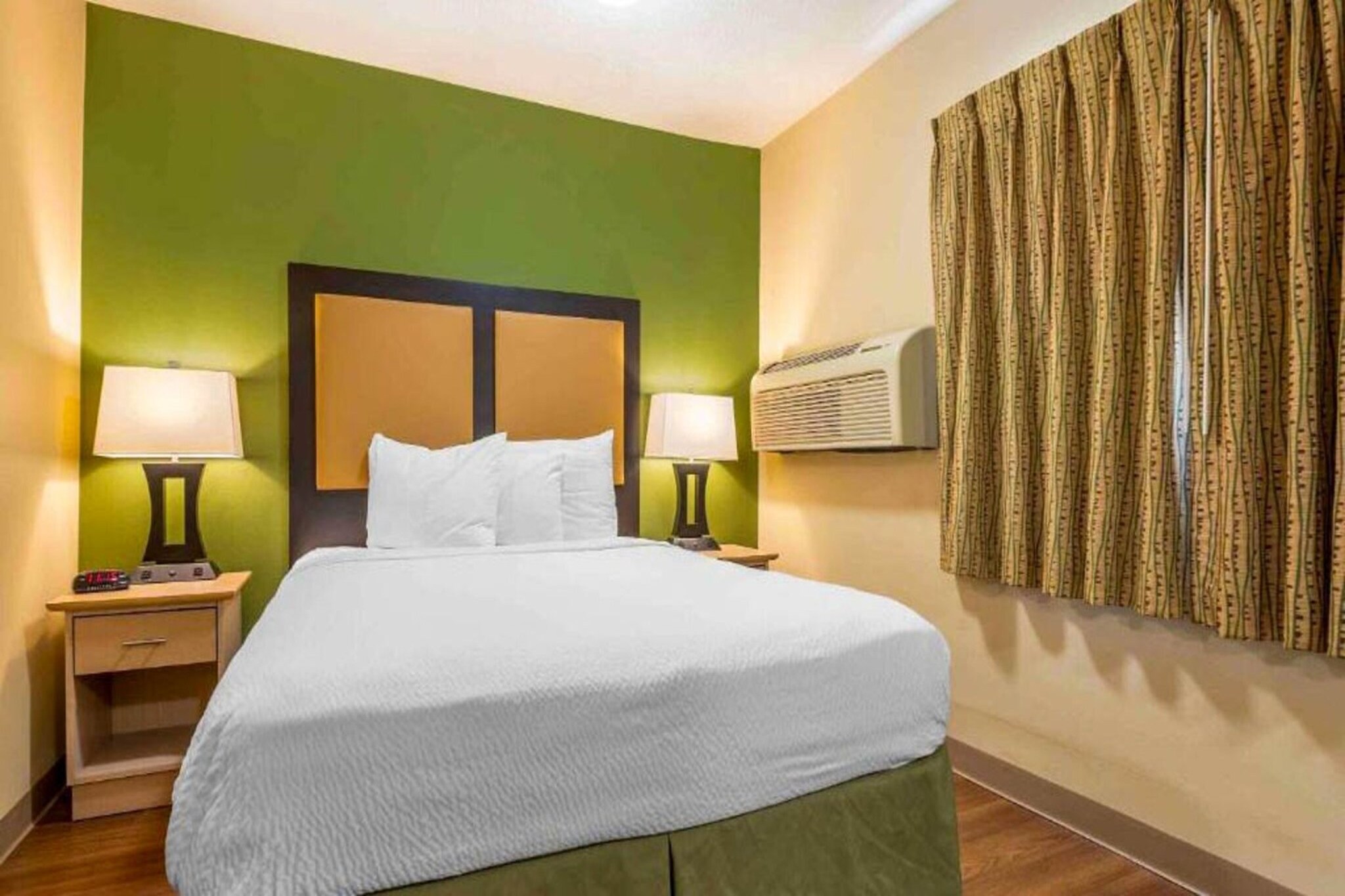 Bed Room