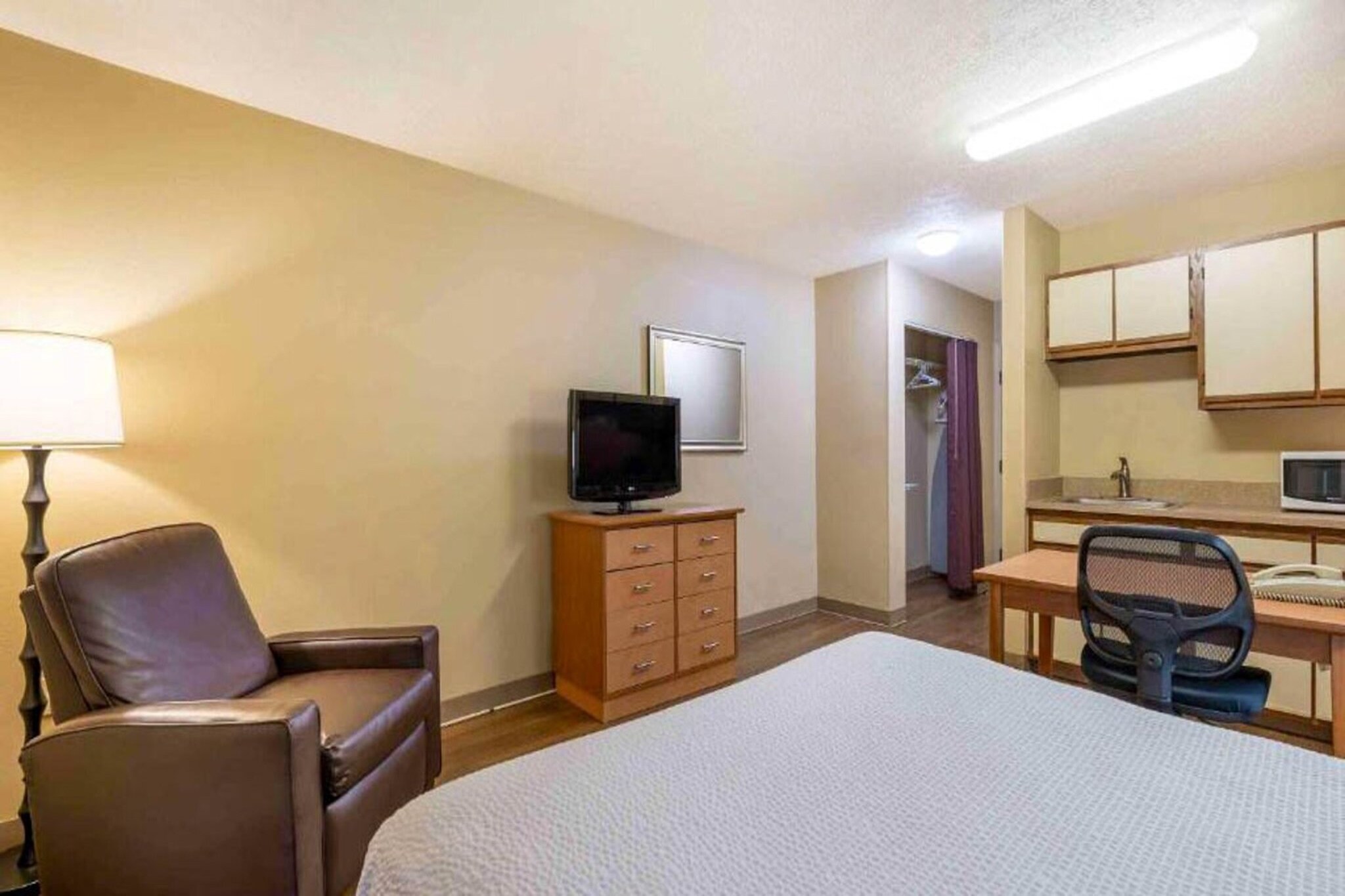 Bed Room