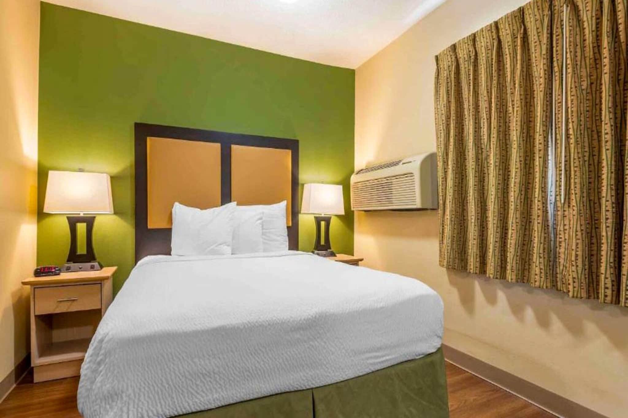 Bed Room