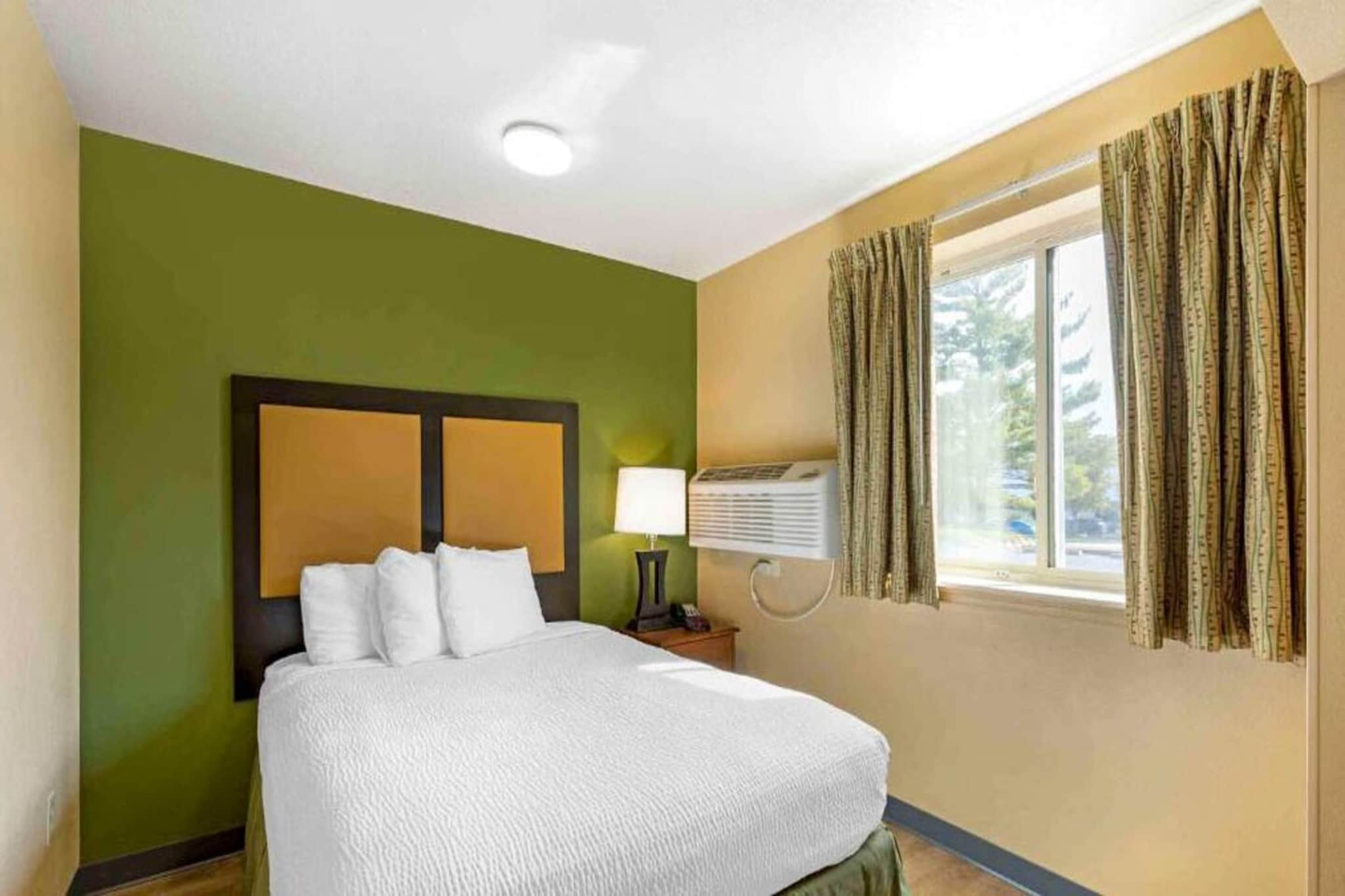 Bed Room