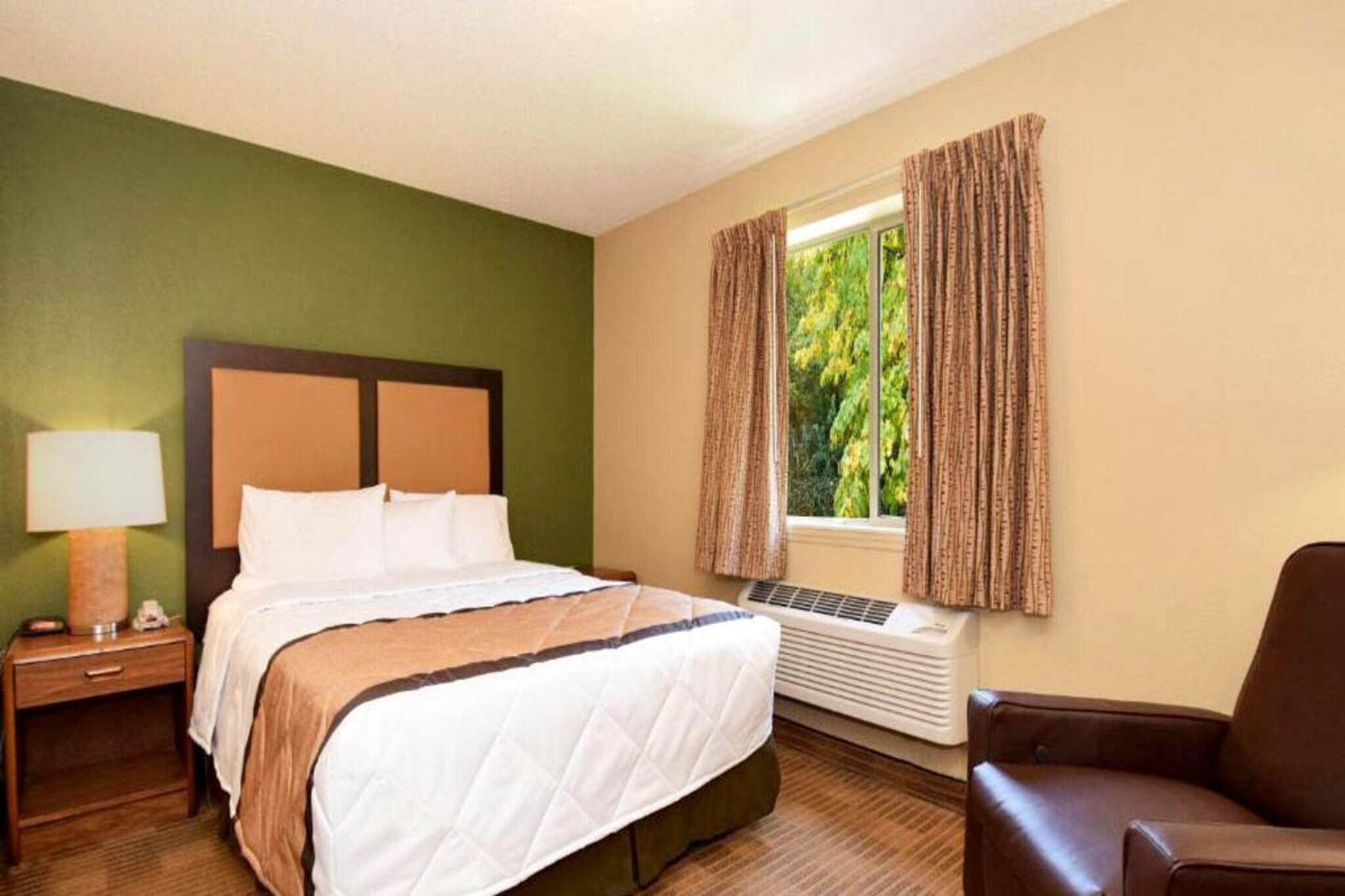 Bed Room