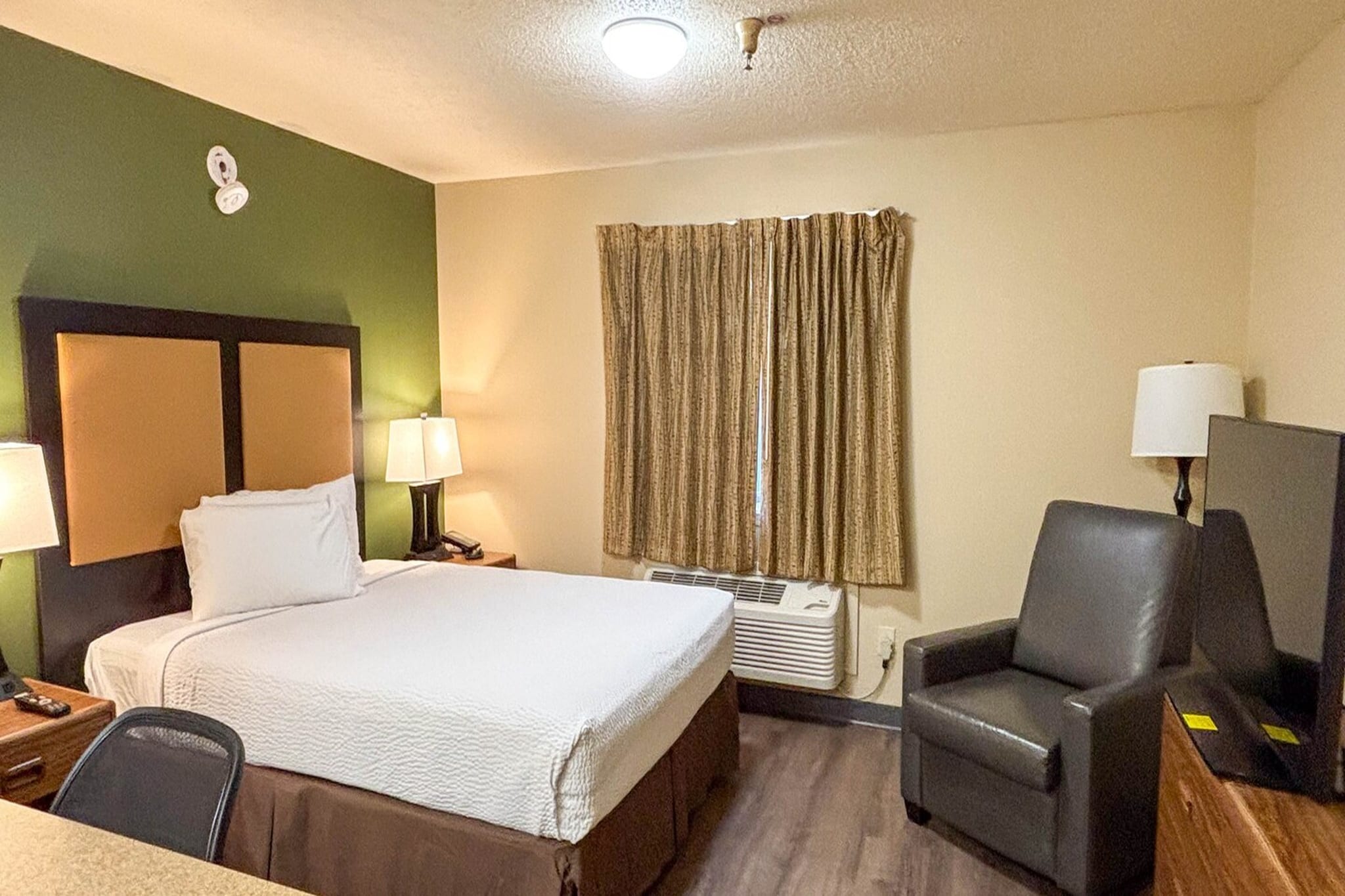 Bed Room