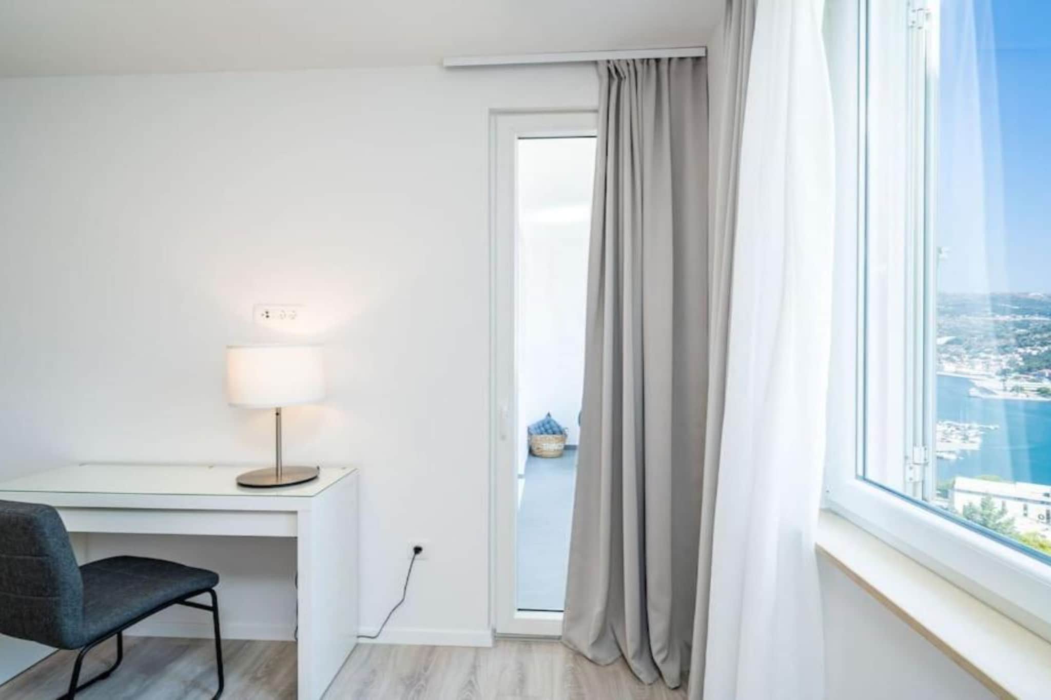 Apartment Petra & Iva - One Bedroom Apartment with Balcony - Chambre