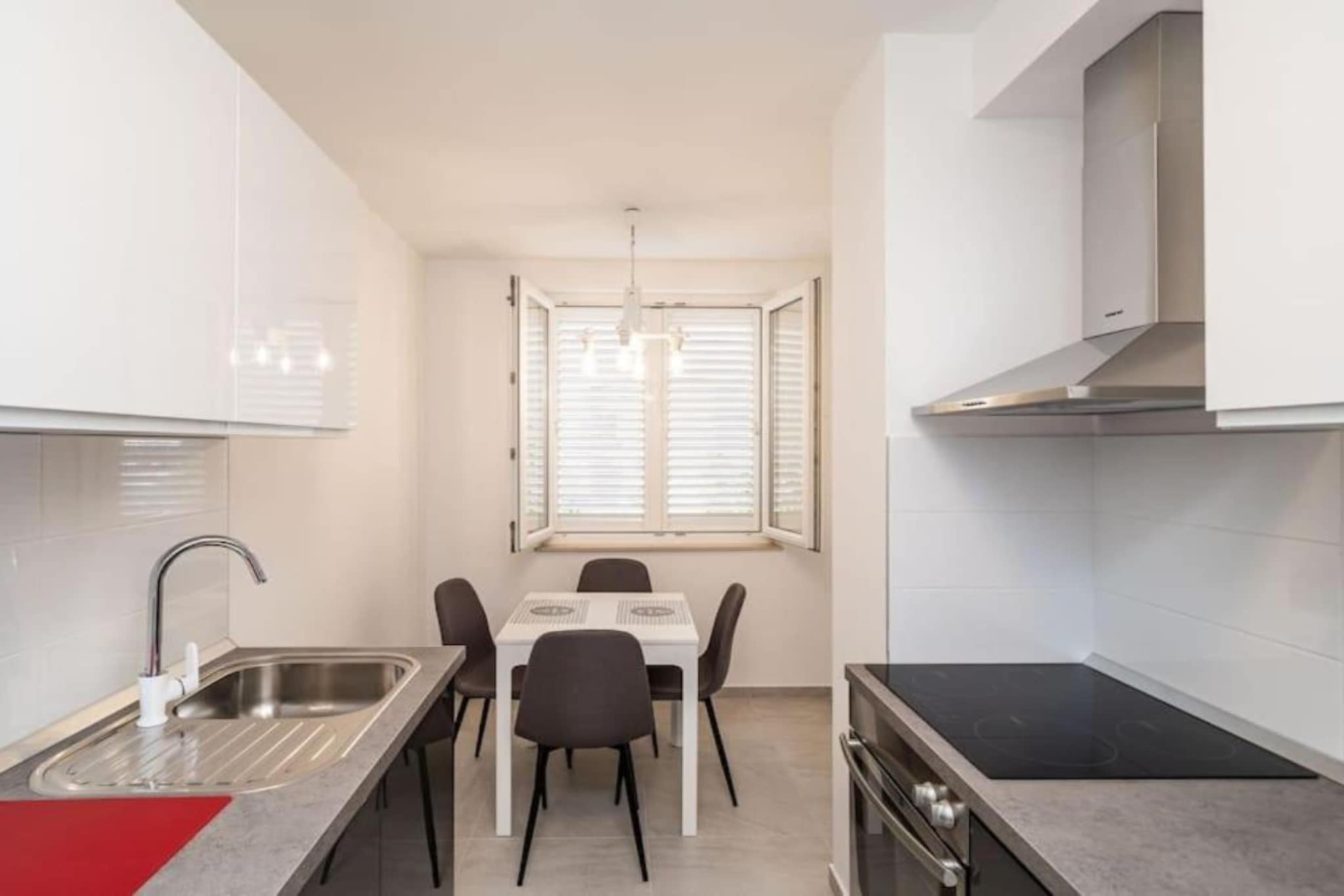 Apartment Petra & Iva - One Bedroom Apartment with Balcony - Cuisine